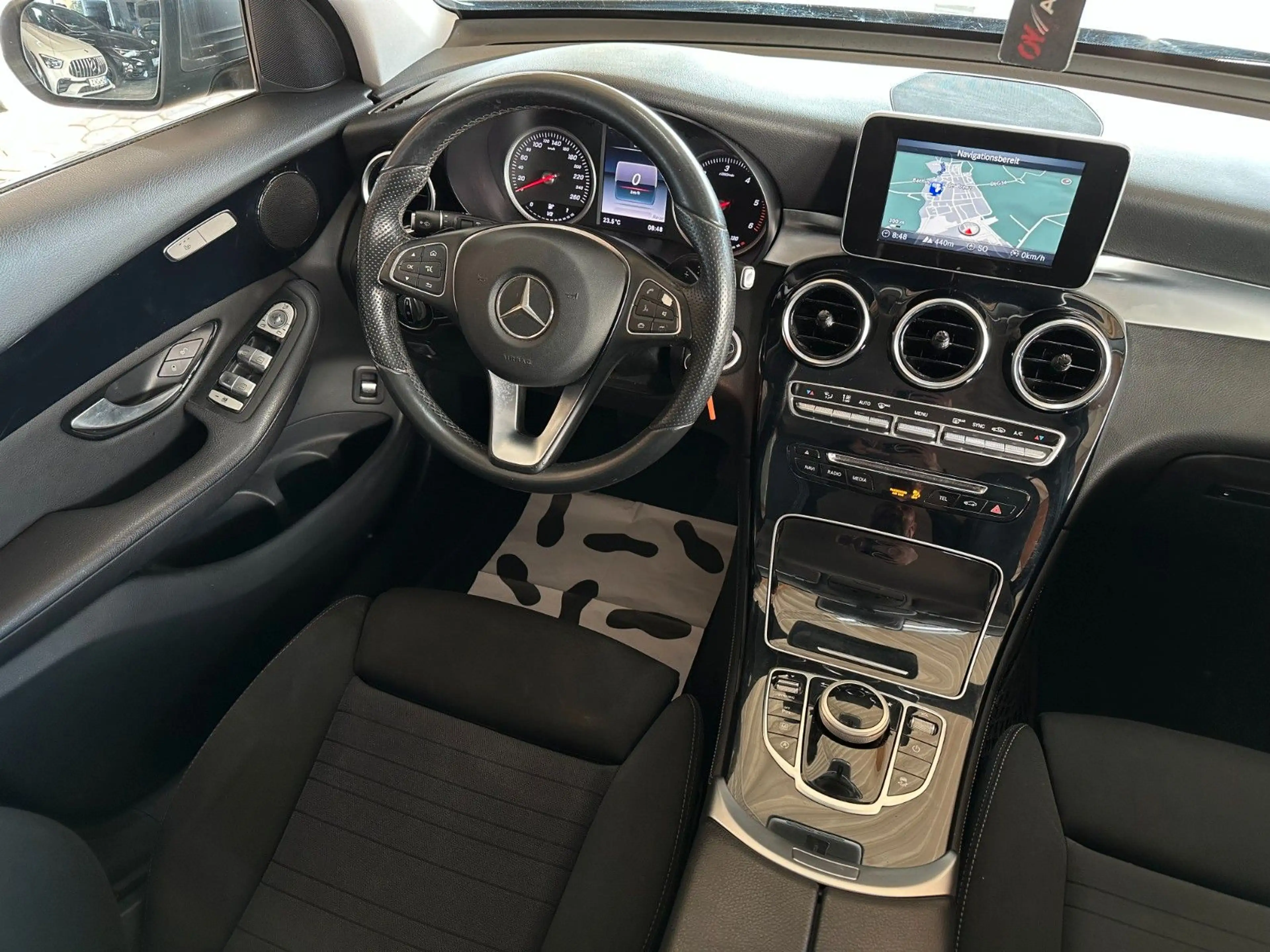 Mercedes-Benz GLC 220 d 9G 4M Exclusive*SHZ*PDC*Temp*Navi*LED — photo 10