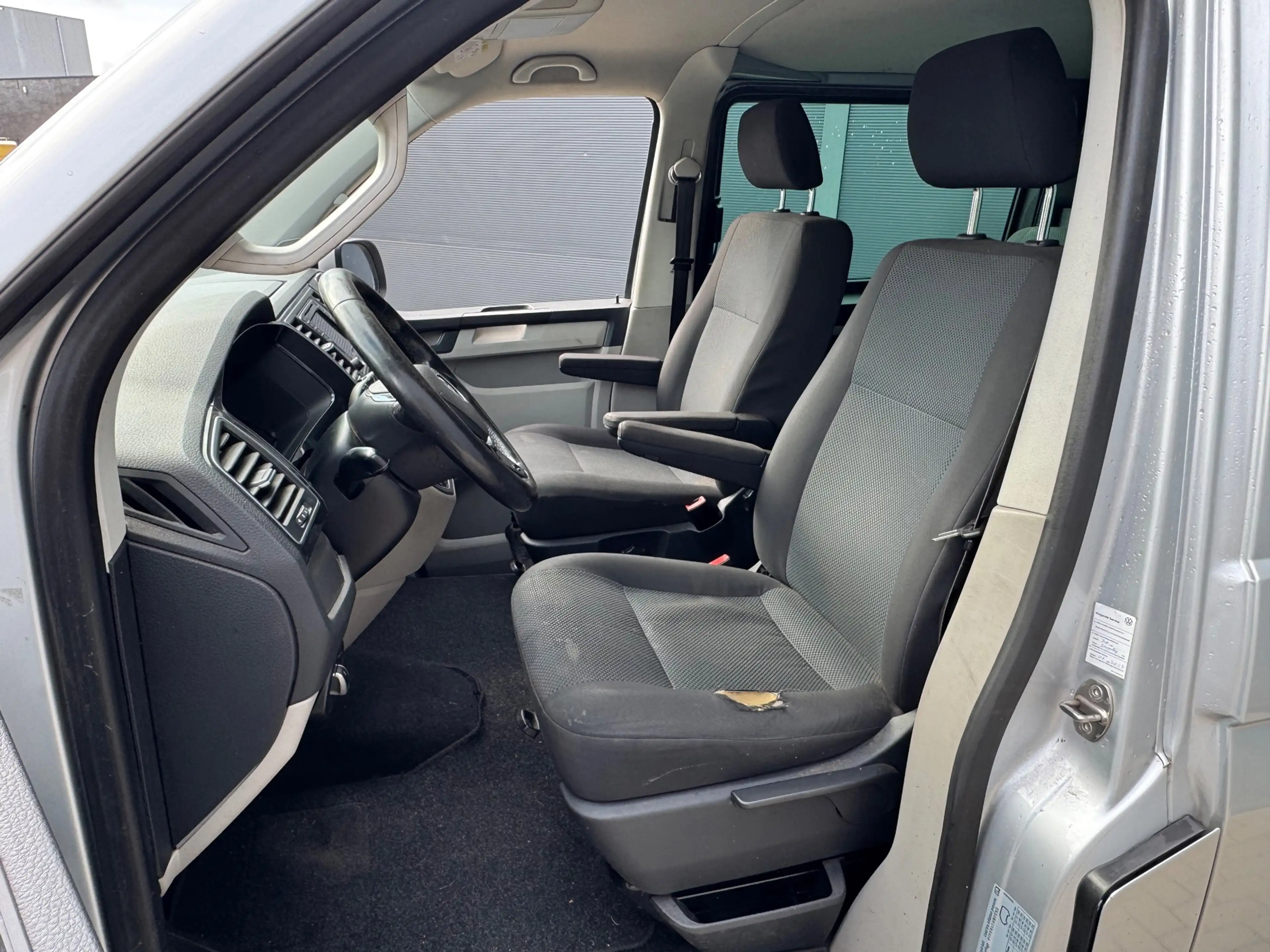 Volkswagen Transporter 2.0 TDI L2H1 DC Highline / Automaat / Dubbel cabin — photo 6