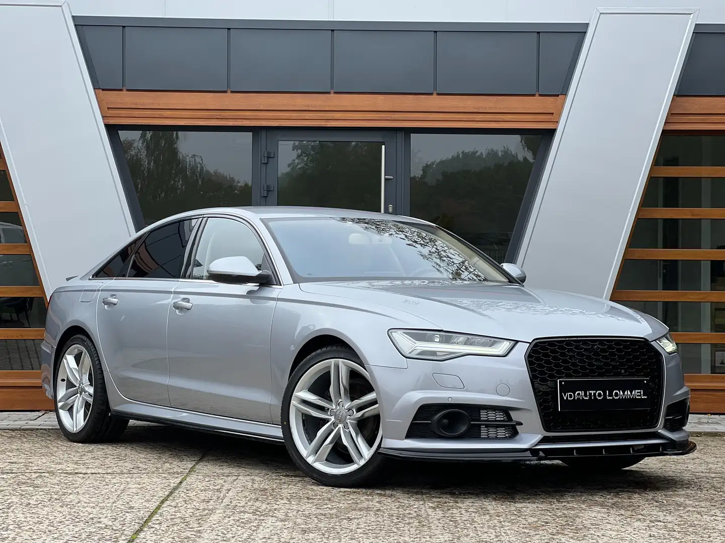 Audi A6 1.8TFSI - S-LINE/ AUTOMAAT/ LEDER/ KEYLESS/ LED Argent - 1
