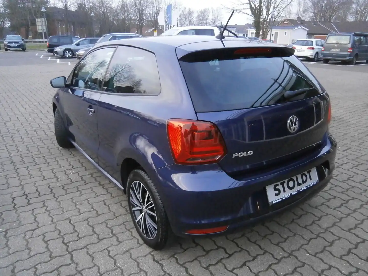 Volkswagen Polo Allstar 1.0, 5-Gang Bleu - 2