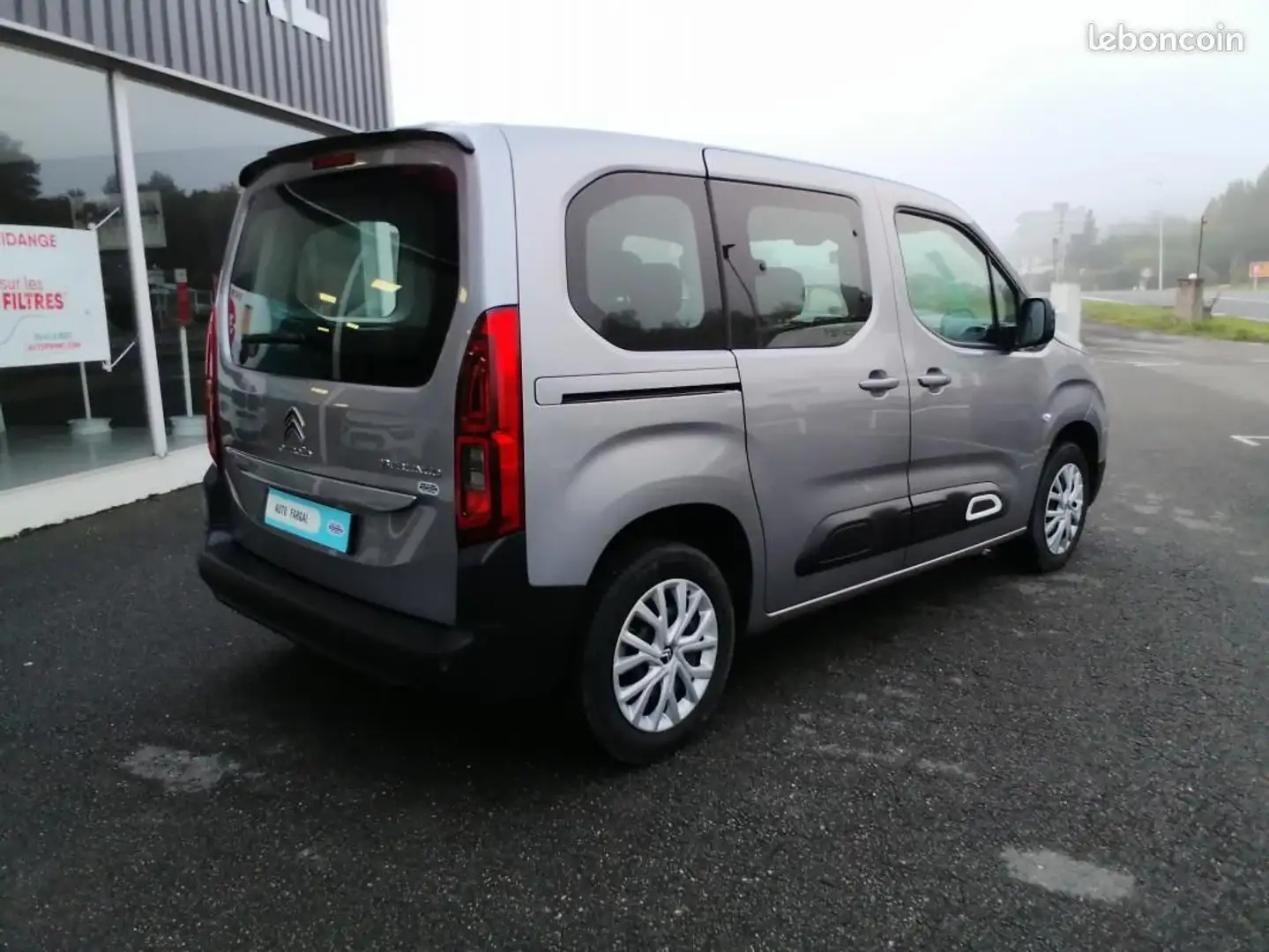 Citroen Berlingo Citroën Taille M BlueHDi 100 S&S BVM6 Feel Gris - 2