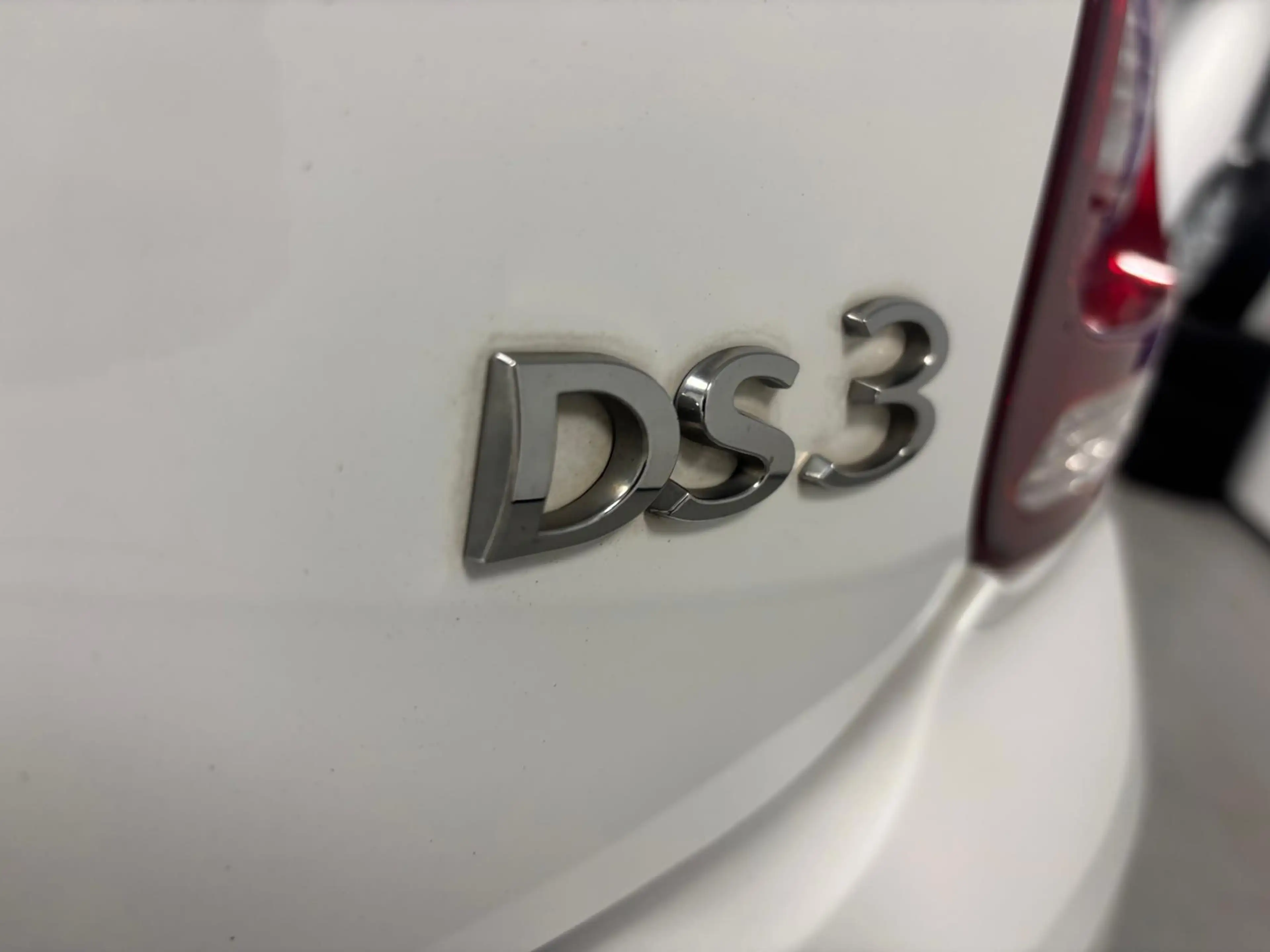 DS Automobiles DS 3 1.2 PureTech So Chic — photo 8