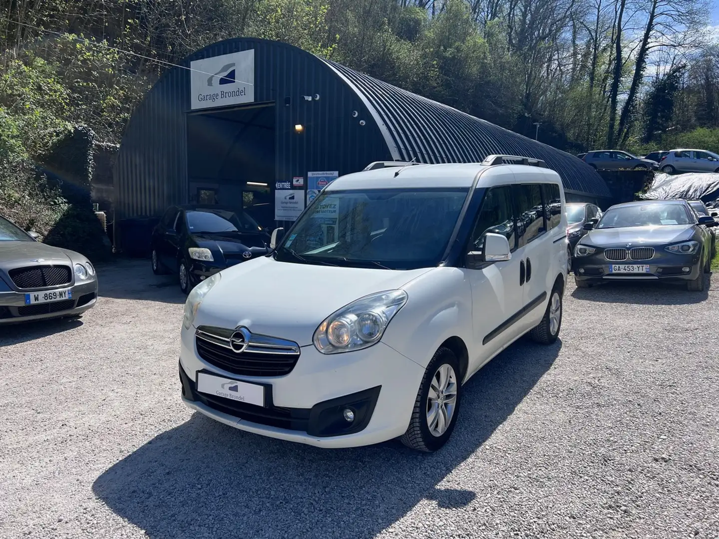 Opel Combo 1.6 CDTi 105cv L1H1 Белый - 1