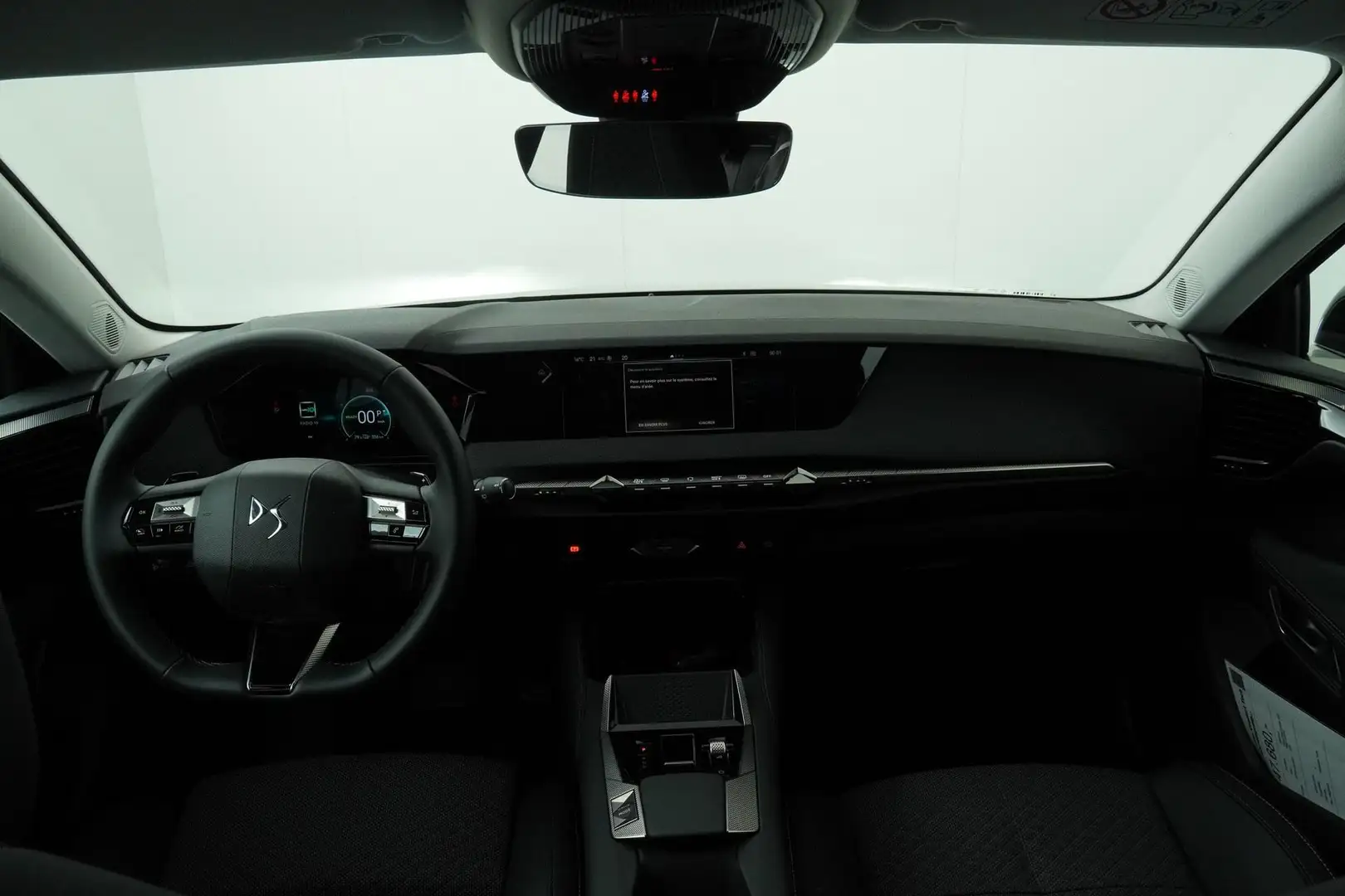 DS Automobiles DS 4 No E-Tense Pallas Comfort Tech Pack 58.3 kWh | War Бежевий - 2