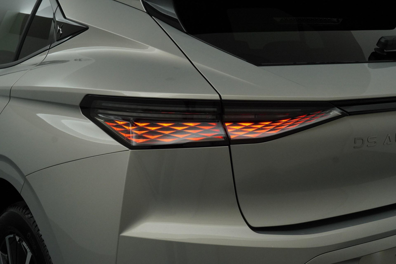 DS Automobiles DS 4 No E-Tense Pallas Comfort Tech Pack 58.3 kWh | War — photo 11