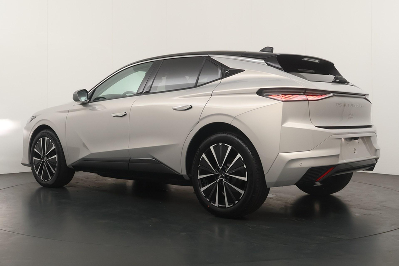 DS Automobiles DS 4 No E-Tense Pallas Comfort Tech Pack 58.3 kWh | War — photo 3