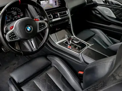 Annonce voiture d'occasion BMW M8 - CARADIZE