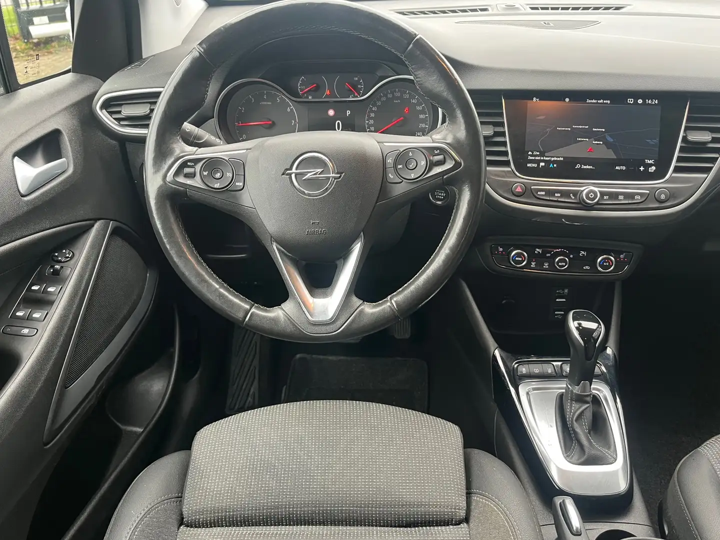 Opel Crossland 1.2 Turbo 131PK Automaat Clima,Cruise,Navi,CarPlay Zwart - 2