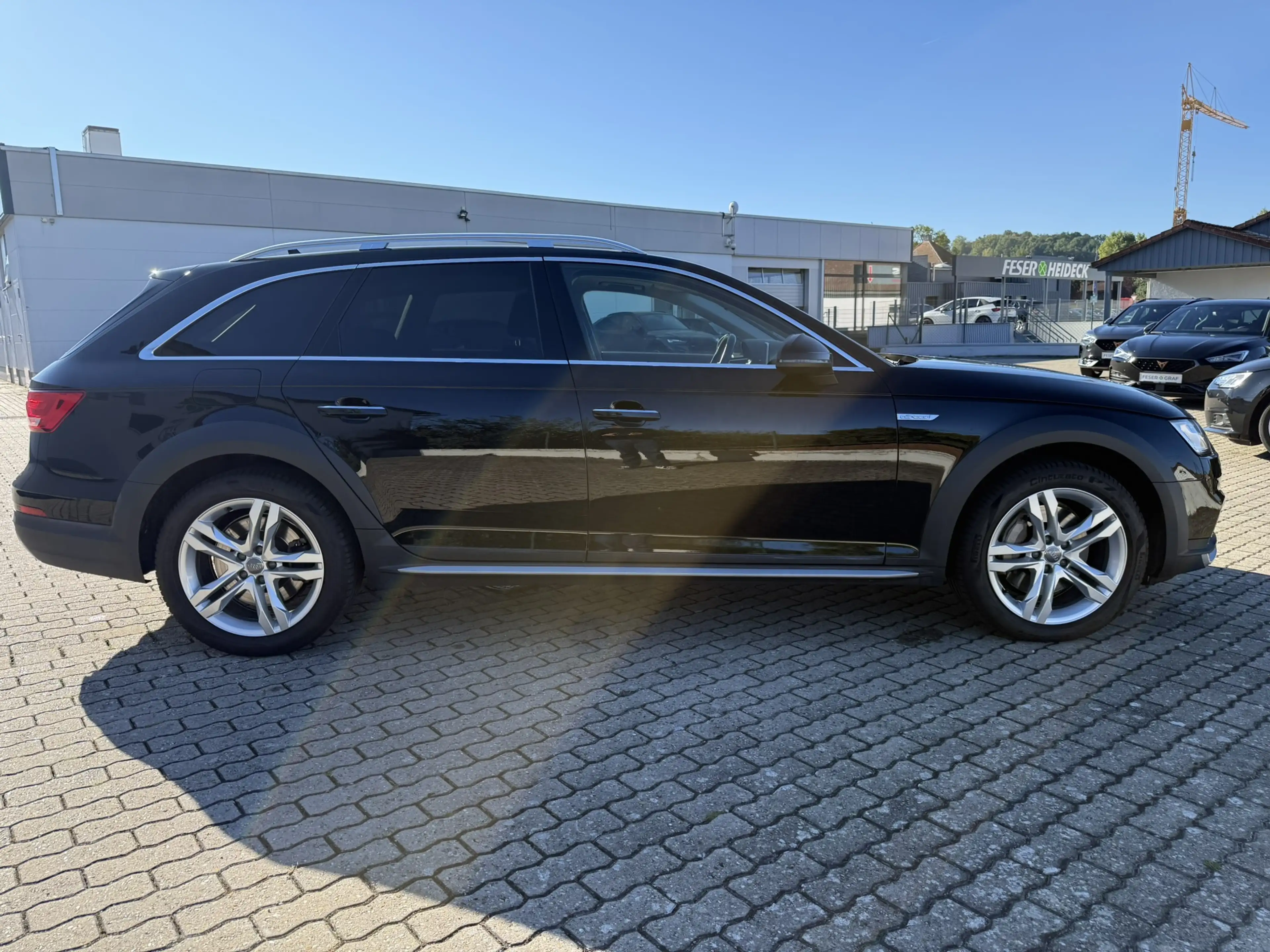 Audi A4 allroad 45TFSI qu. S-tr. eHECK NAVI PANO PDC — photo 5