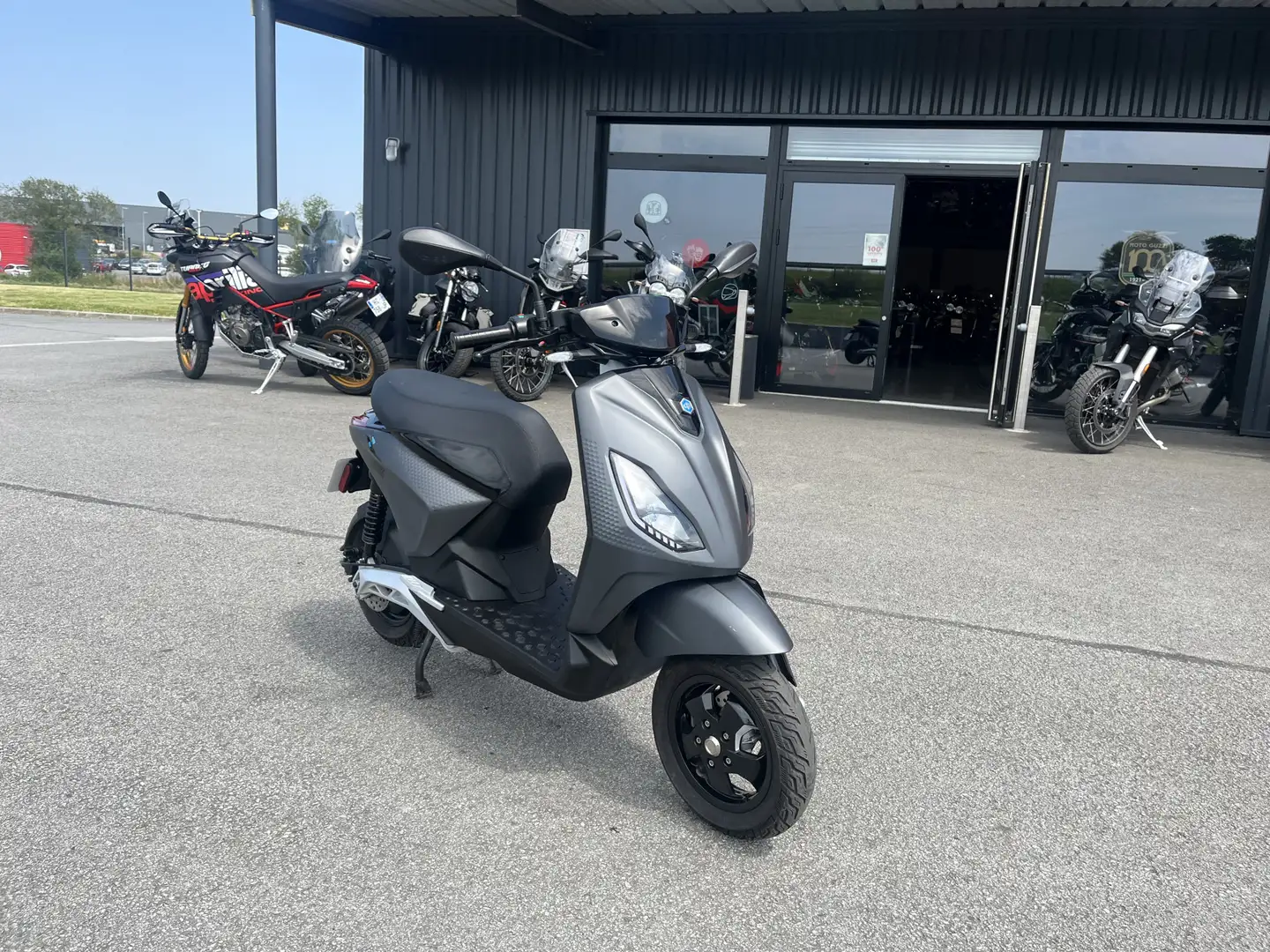 Piaggio Zwart - 2