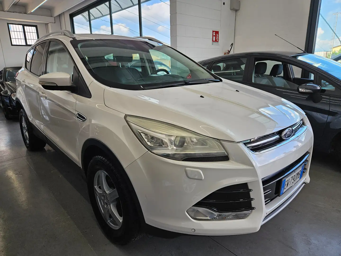 Ford Kuga 2.0 tdci Titanium 4wd 163cv tetto apribile Bianco - 1