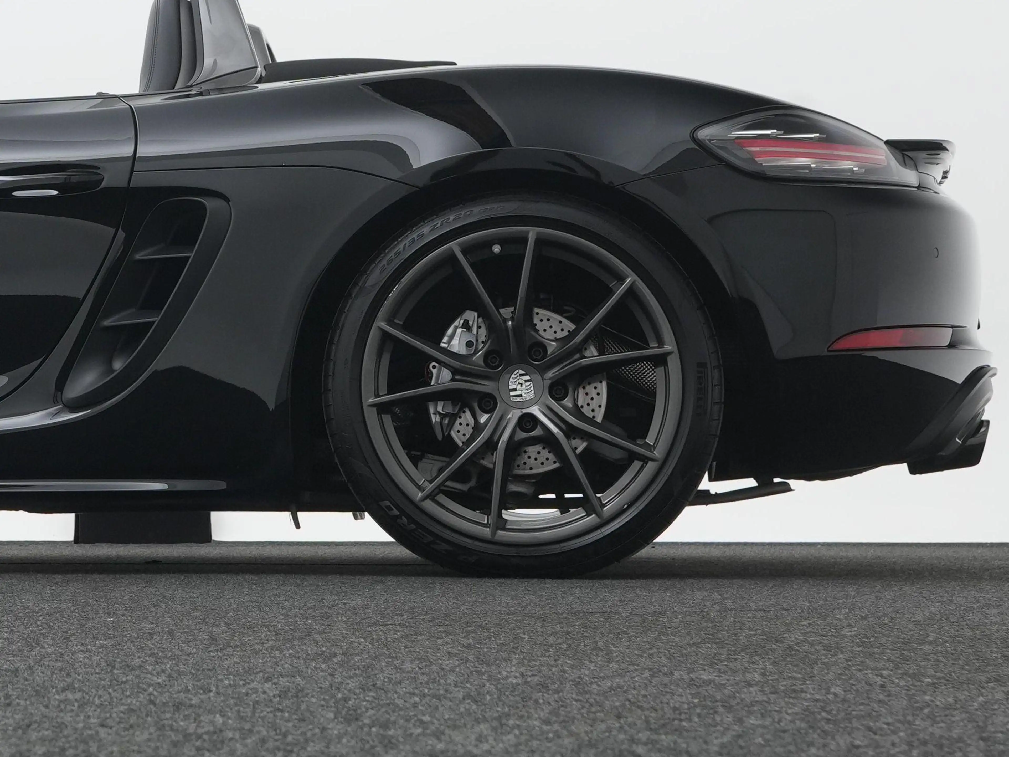 Porsche 718 Boxster T — photo 8