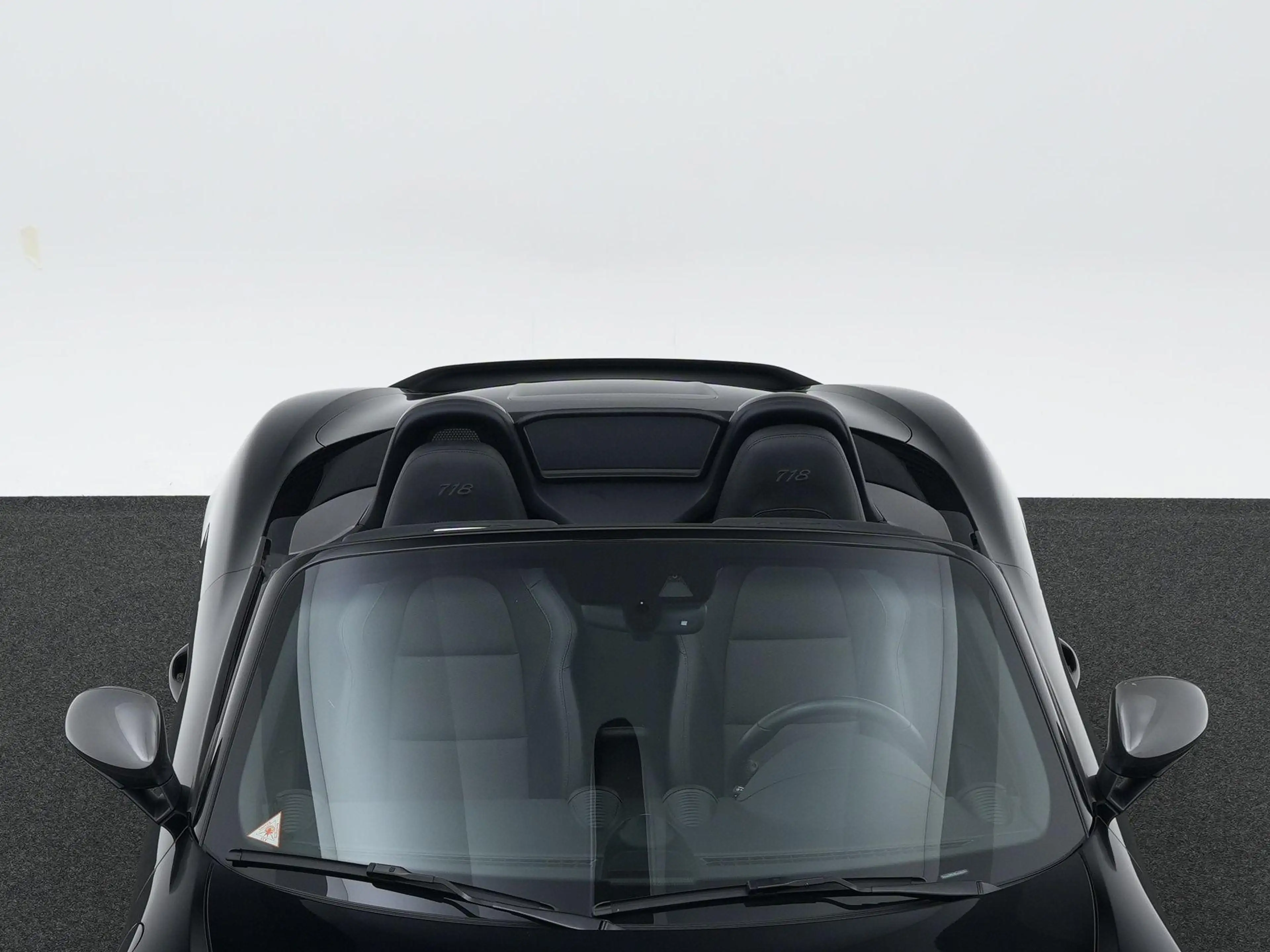 Porsche 718 Boxster T — photo 12