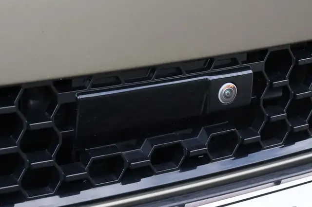Land Rover Range Rover Sport view 5