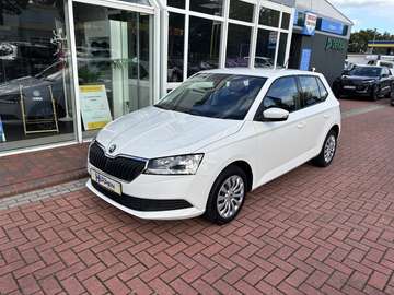 1.0 Cool Plus DAB, LED-Tagfahrlicht,wenig KM