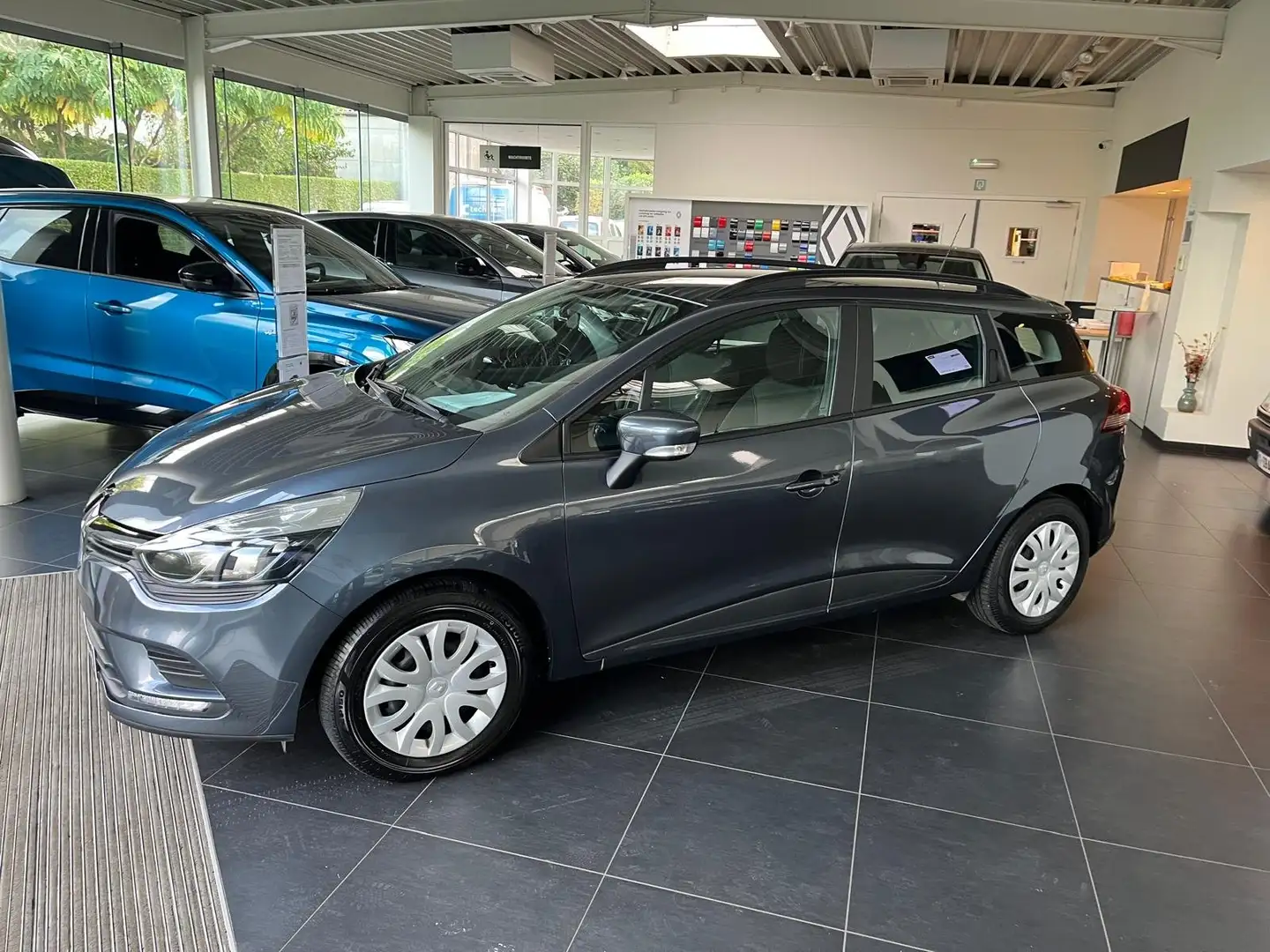 Renault Clio Clio Grandtour Energy TCe 75 Business Gris - 1