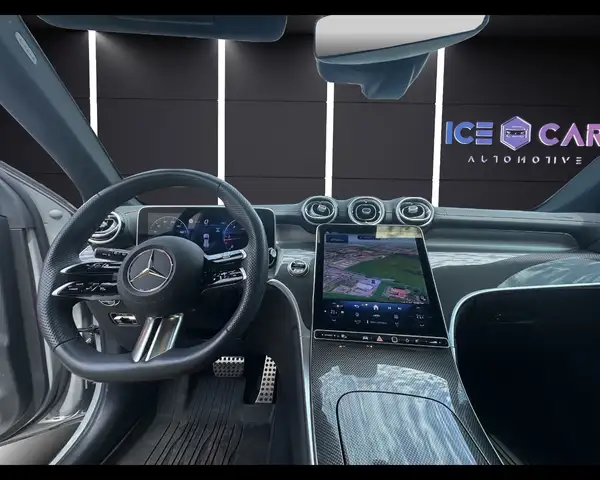 Mercedes-Benz GLC view 8