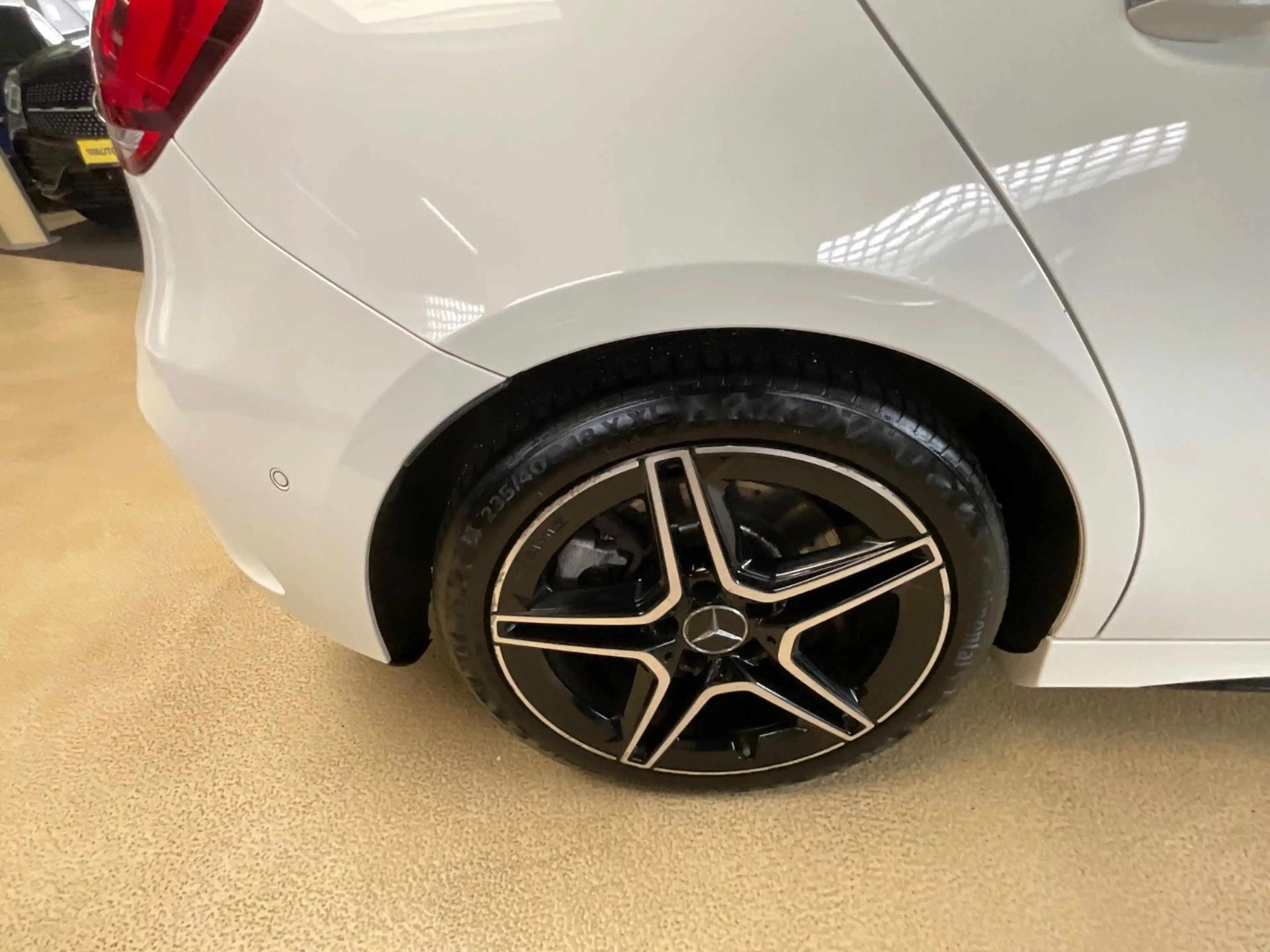 Mercedes-Benz A 35 AMG 4Matic*Head-Up Display*MBUX — photo 14