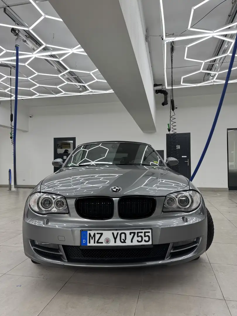 BMW 120 120i Grau - 2