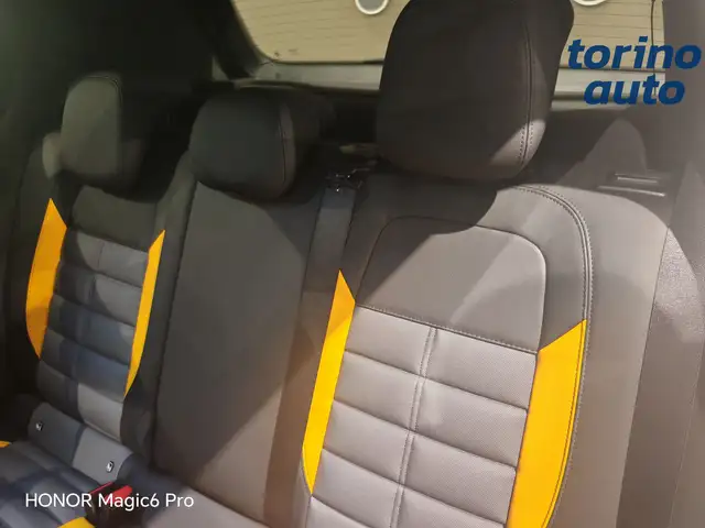 Jeep Avenger view 9