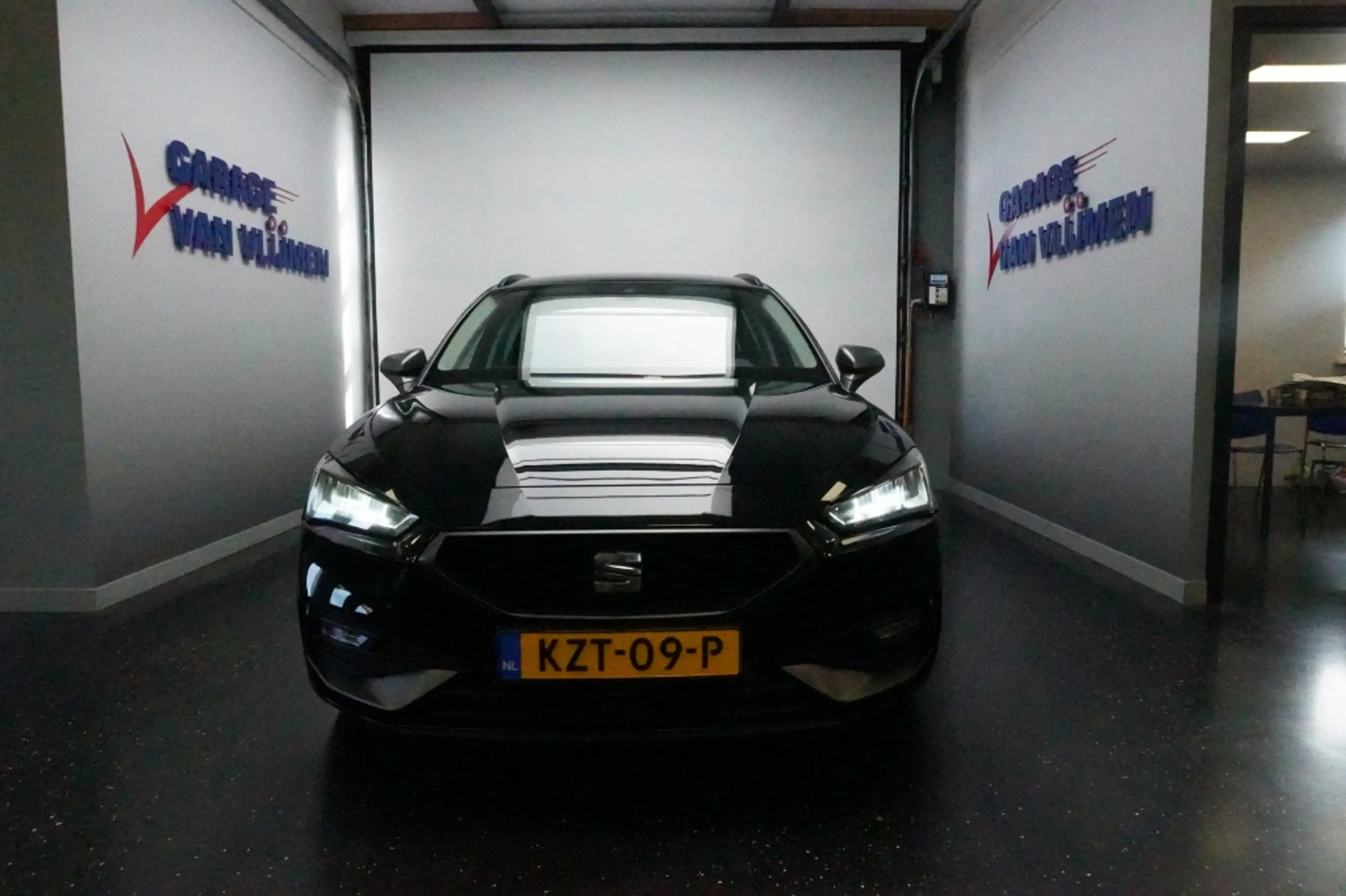 SEAT Leon e-Hybrid Sportstourer 1.4 PHEV FR SOH 89% Camera/Carplay/Tr — photo 7