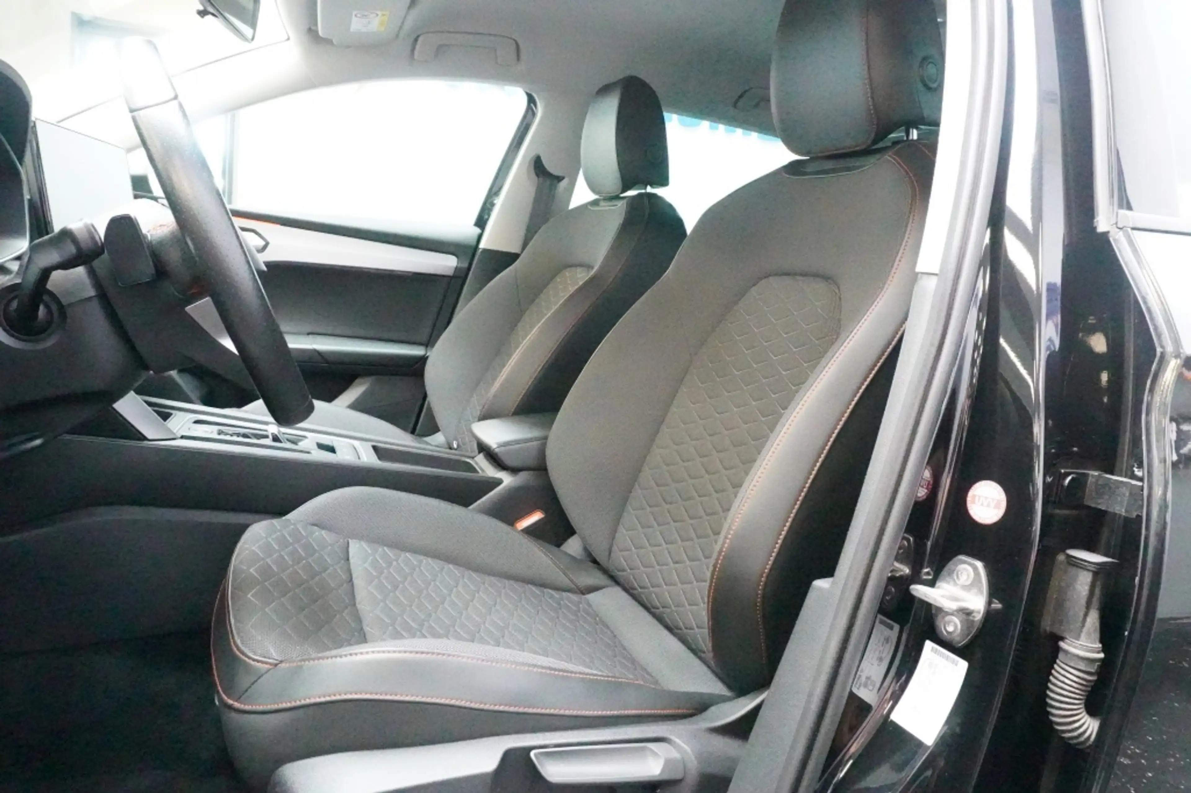 SEAT Leon e-Hybrid Sportstourer 1.4 PHEV FR SOH 89% Camera/Carplay/Tr — photo 14