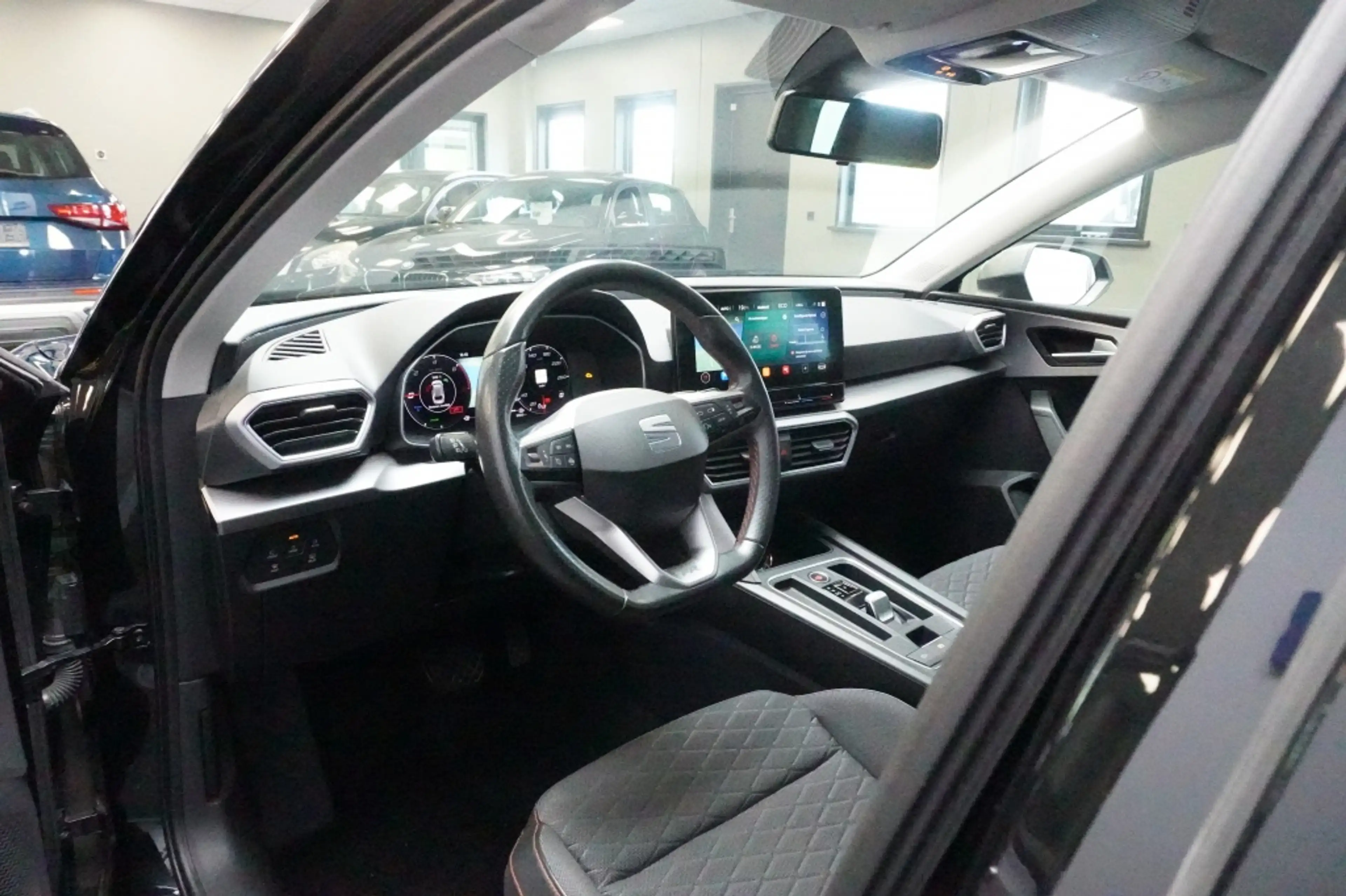SEAT Leon e-Hybrid Sportstourer 1.4 PHEV FR SOH 89% Camera/Carplay/Tr — photo 13