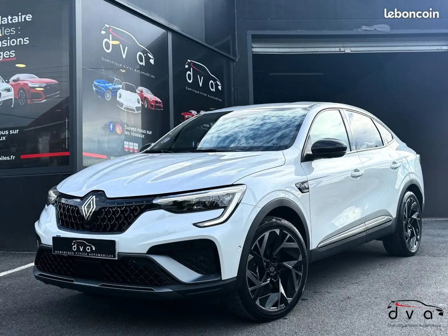 Renault Arkana 1.6 E-Tech 145 ch Esprit Alpine Weiß - 1