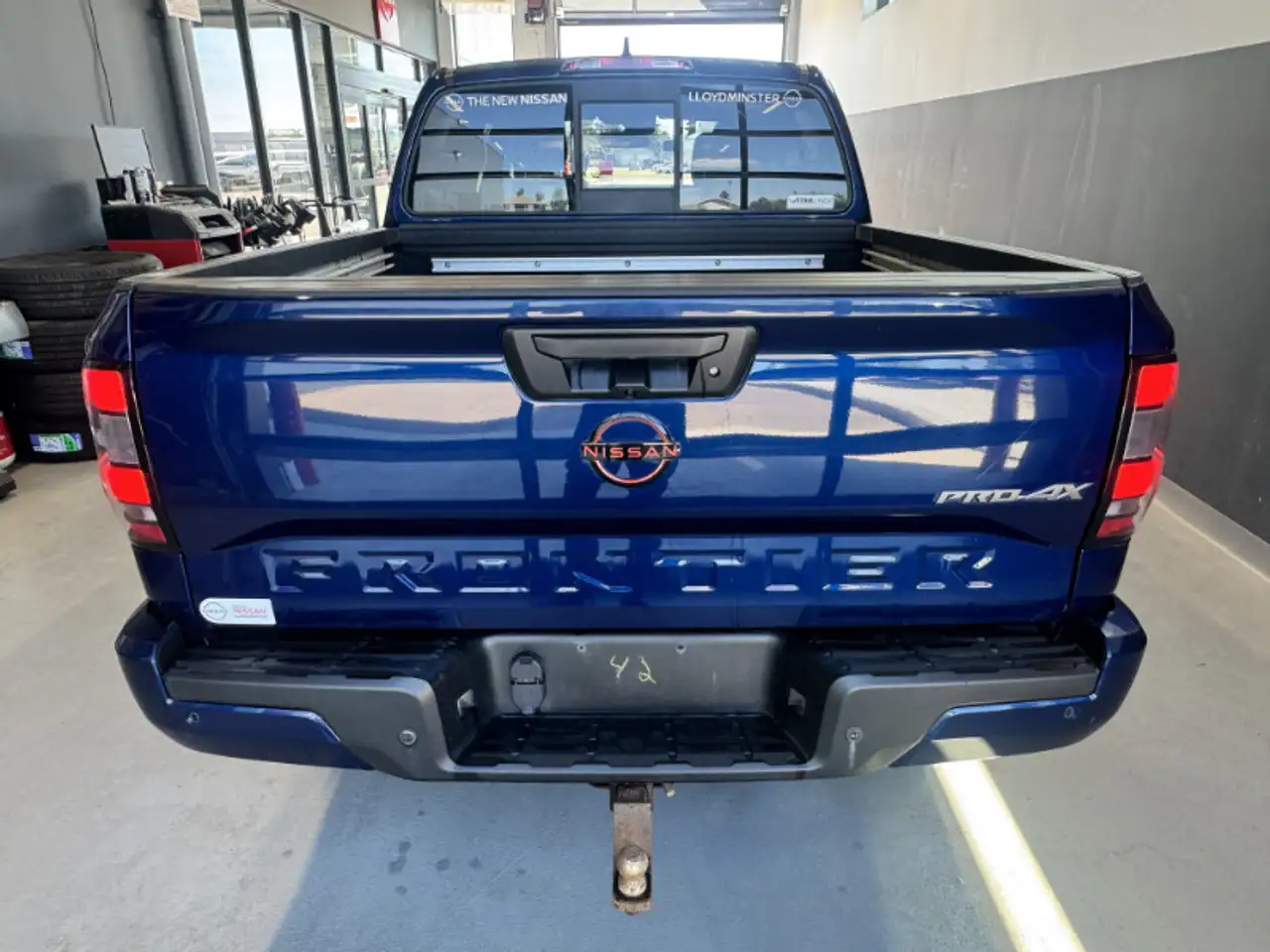 Nissan Frontier photo Nissan Frontier