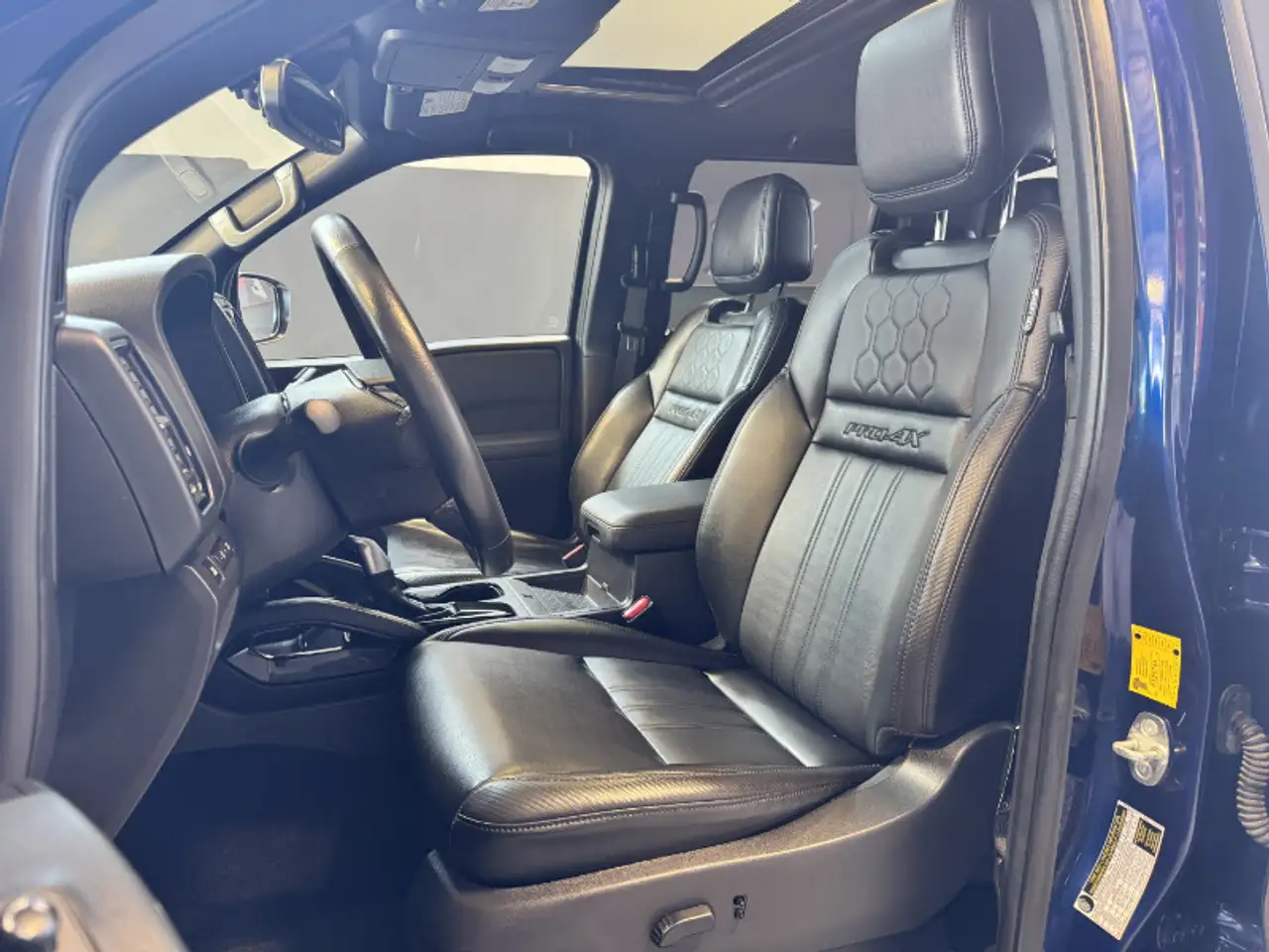 Nissan Frontier photo Nissan Frontier