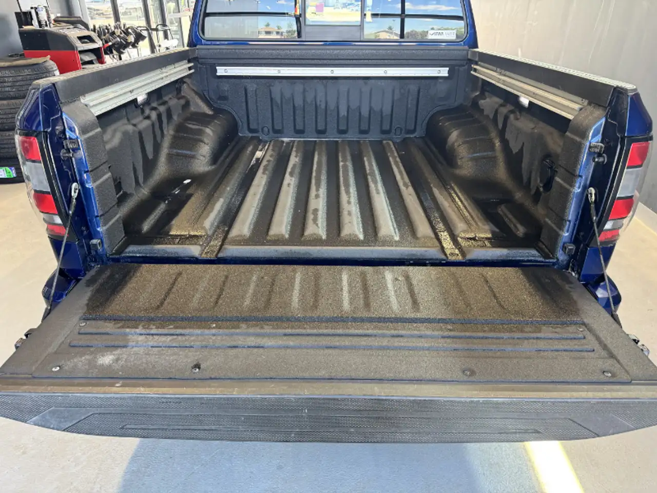 Nissan Frontier photo Nissan Frontier
