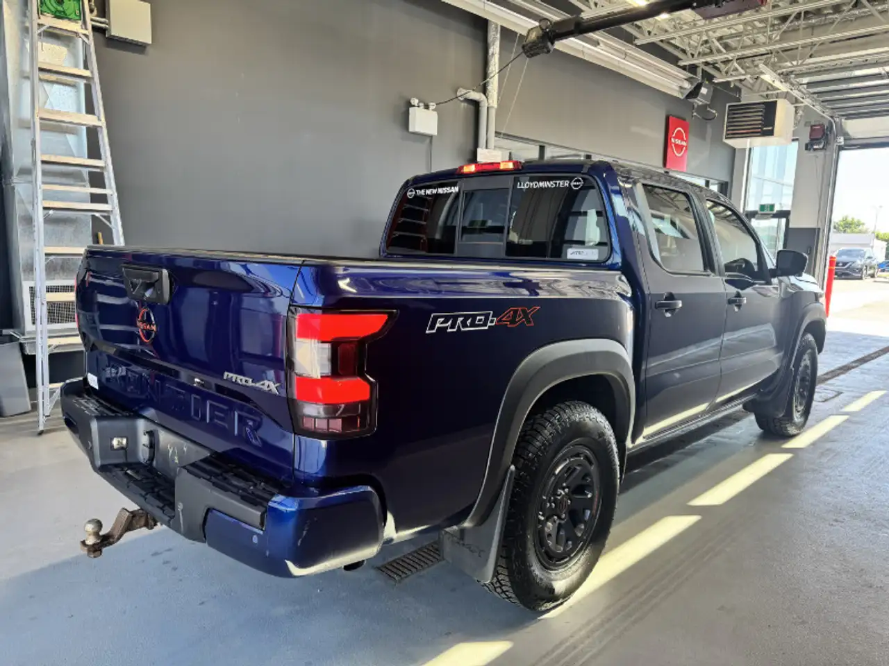 Nissan Frontier photo Nissan Frontier