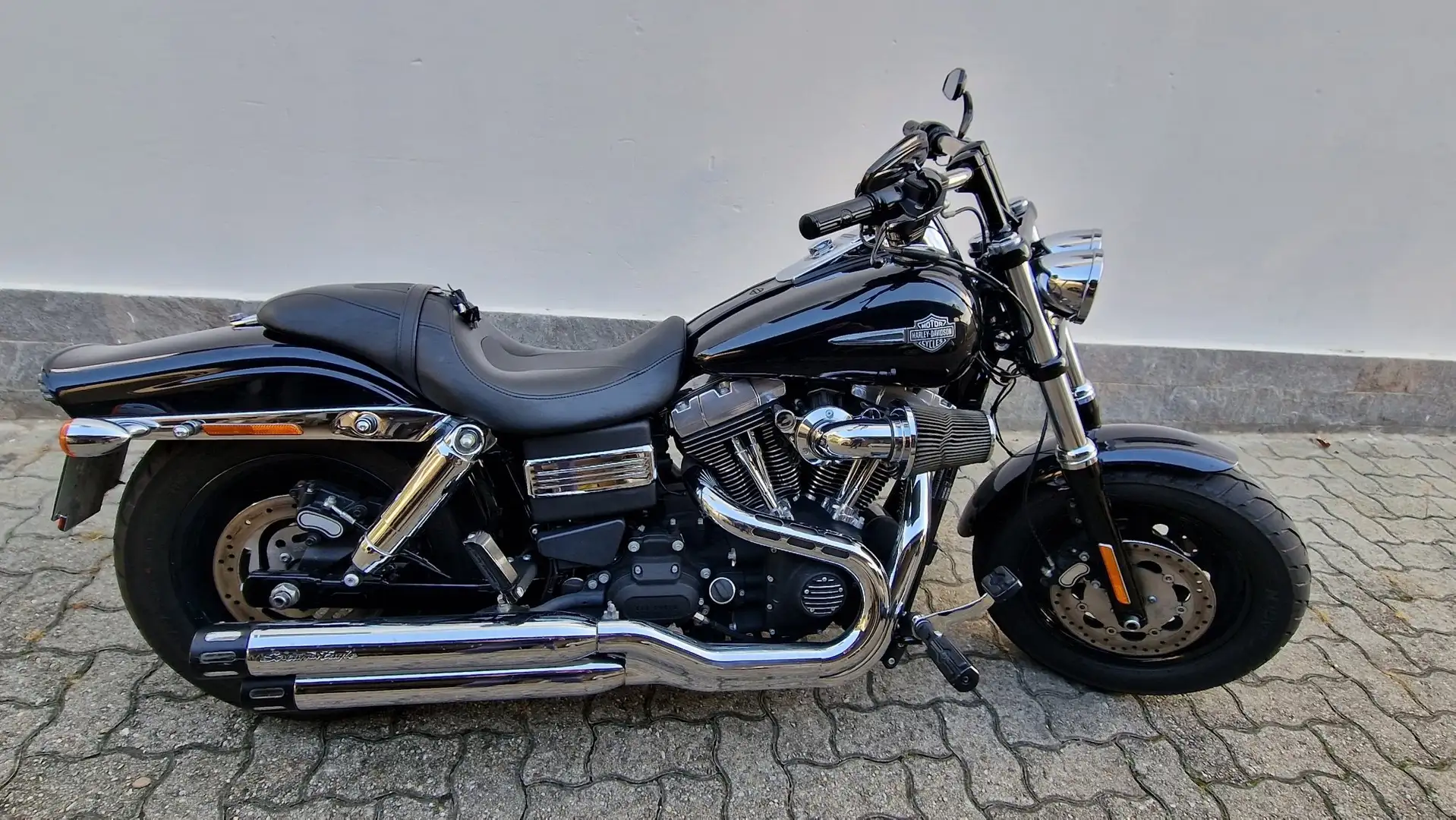 Harley-Davidson Dyna Fat Bob 1690 Nero - 2