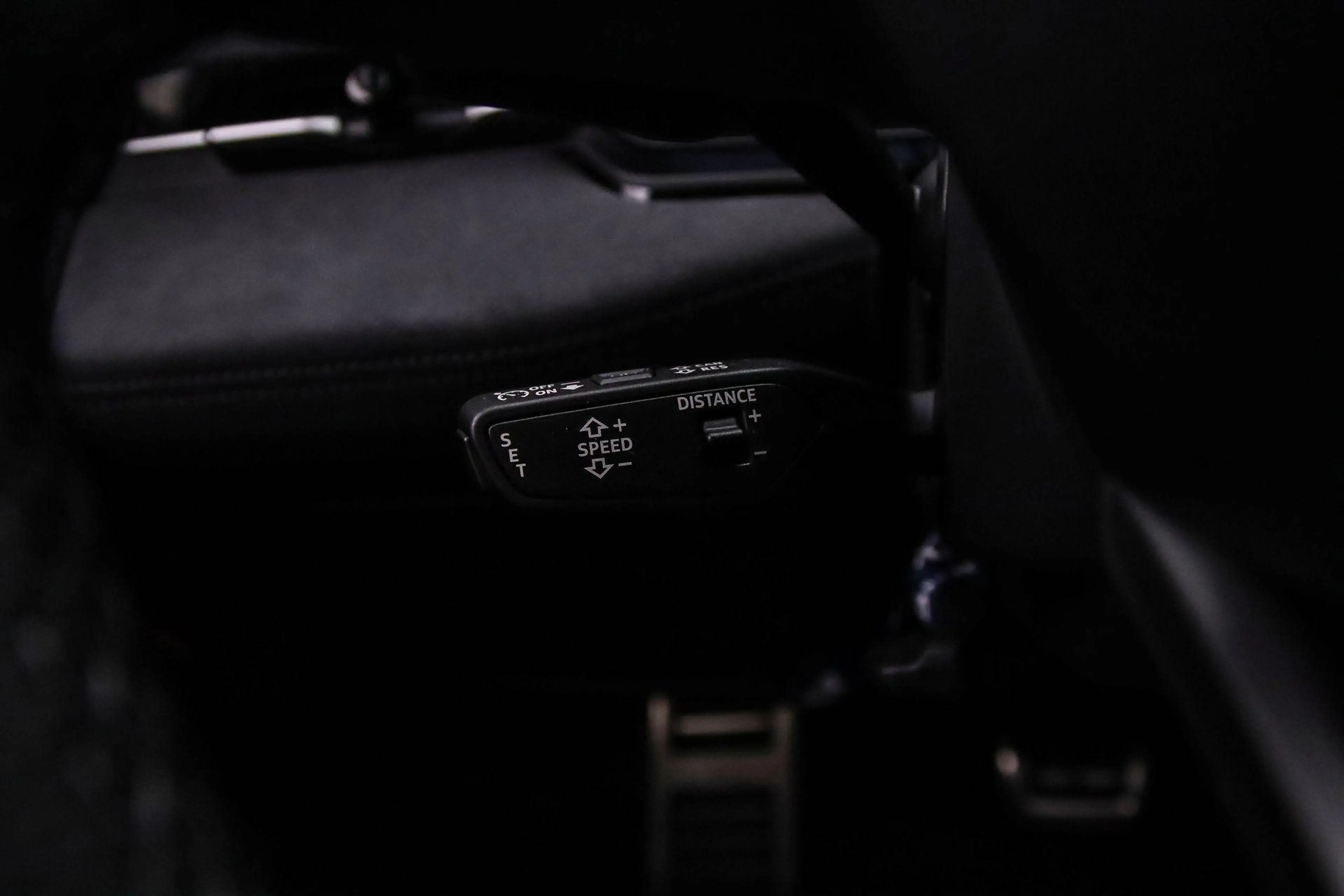 Audi A6 e-tron Avant S edition 83 kWh Trekhaak | Luchtvering — photo 15