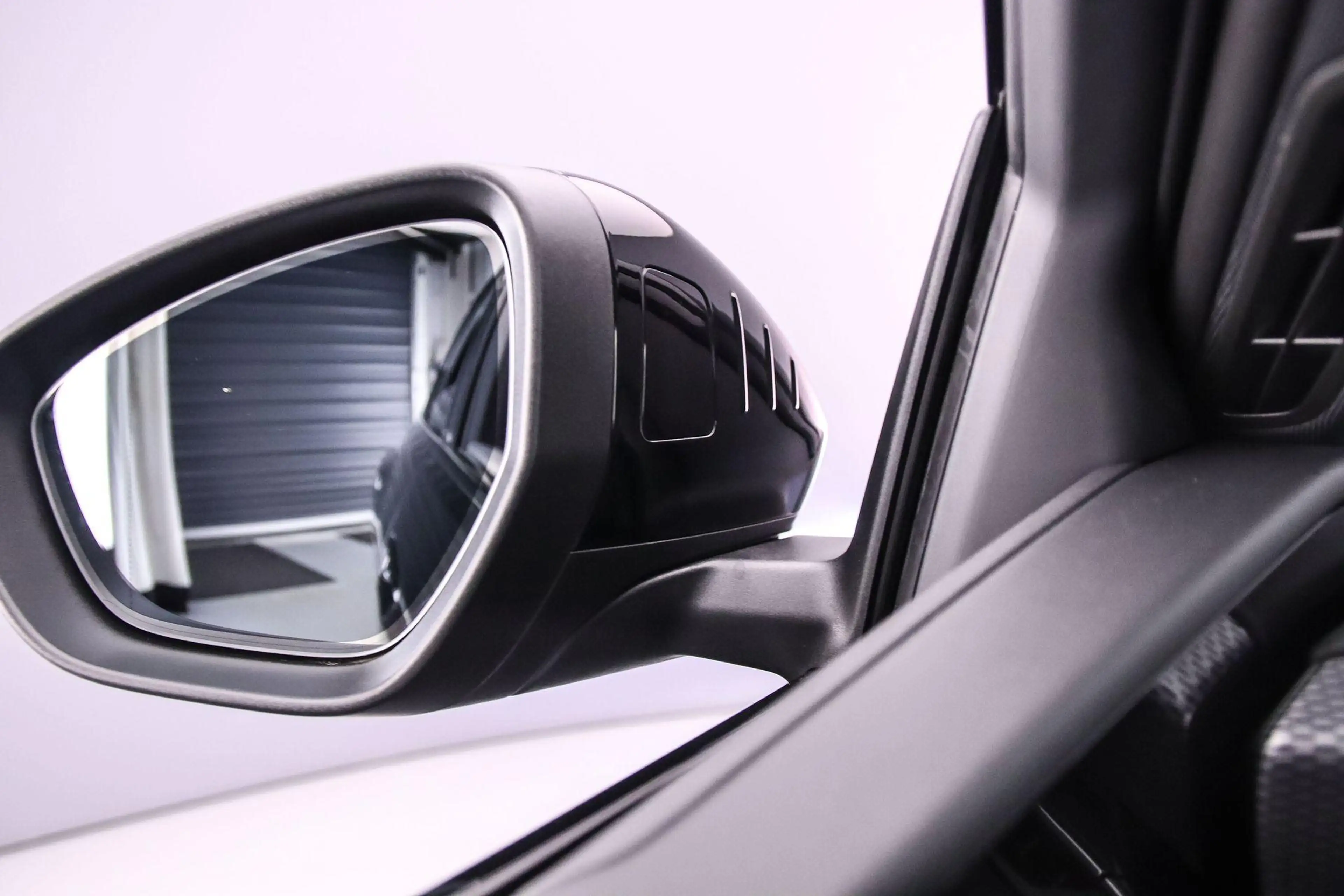 Audi A6 e-tron Avant S edition 83 kWh Trekhaak | Luchtvering — photo 11