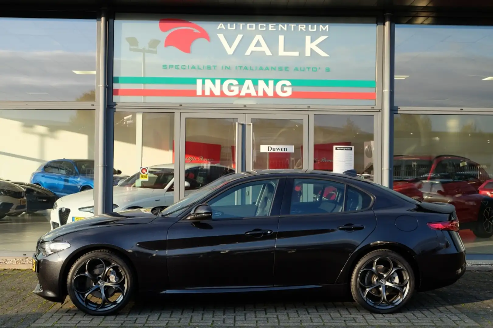 Alfa Romeo Giulia 2.2 Super Apple Carplay 19inch Zwart - 2