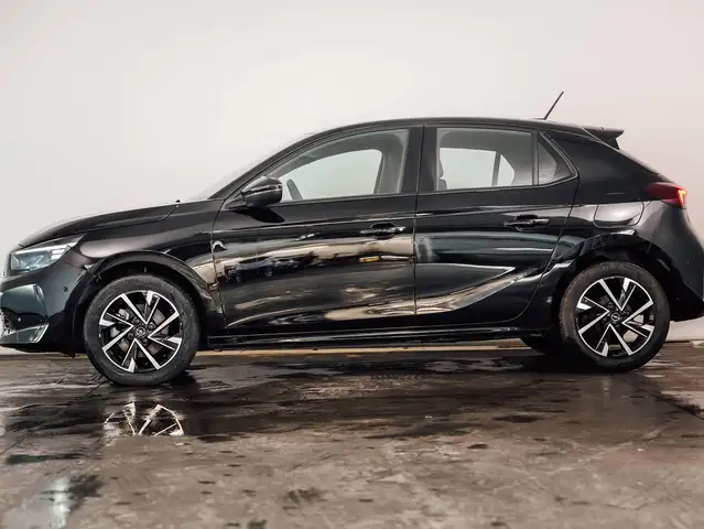 Opel Corsa view 2