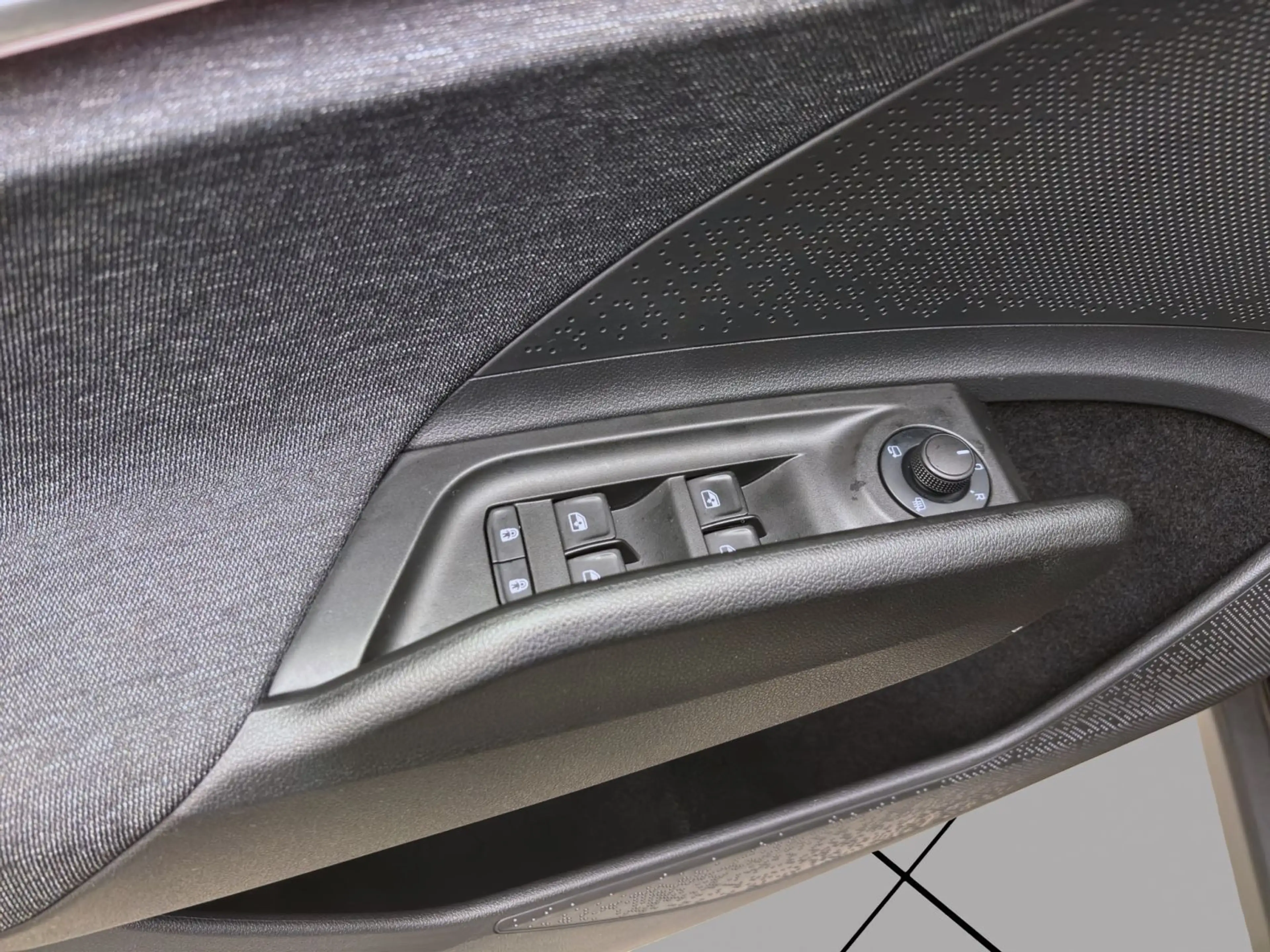 Skoda Elroq 85 LOFT AHK NAVI KAMERA LED — photo 11
