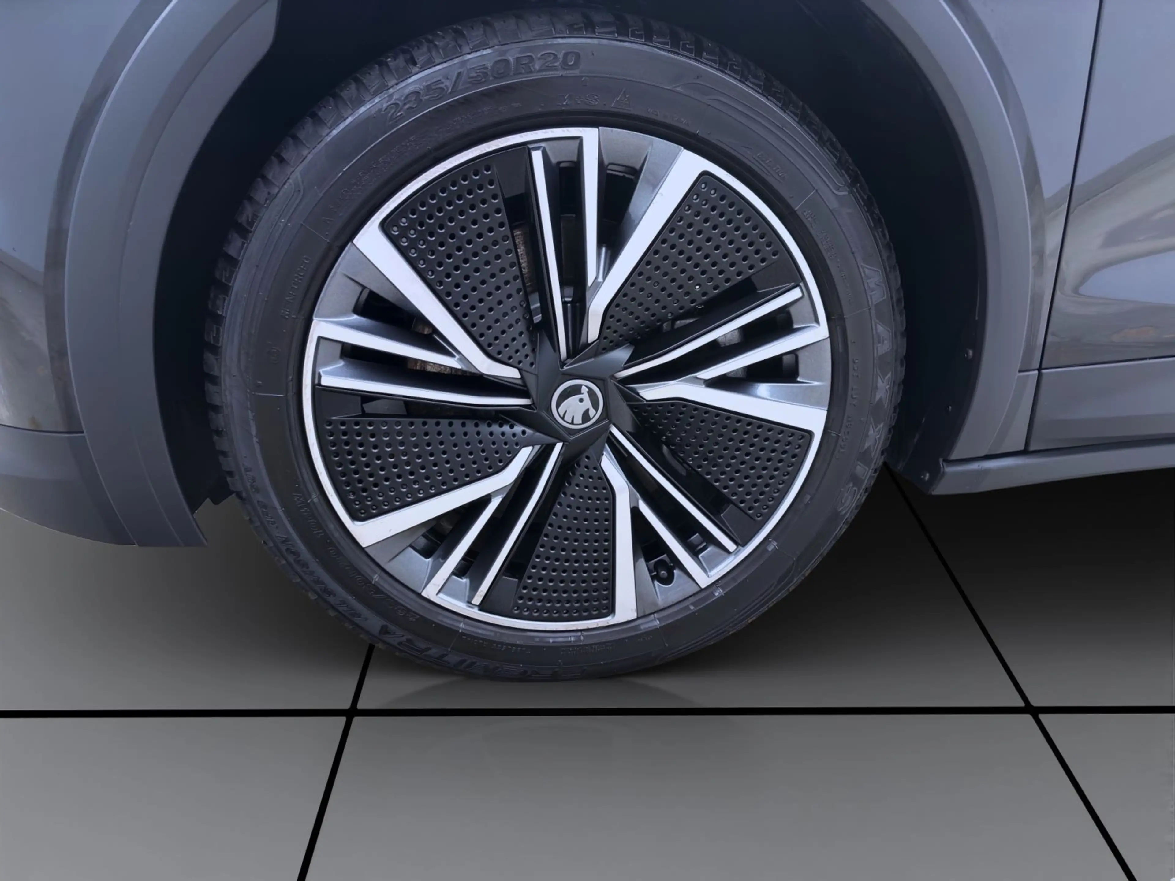 Skoda Elroq 85 LOFT AHK NAVI KAMERA LED — photo 9