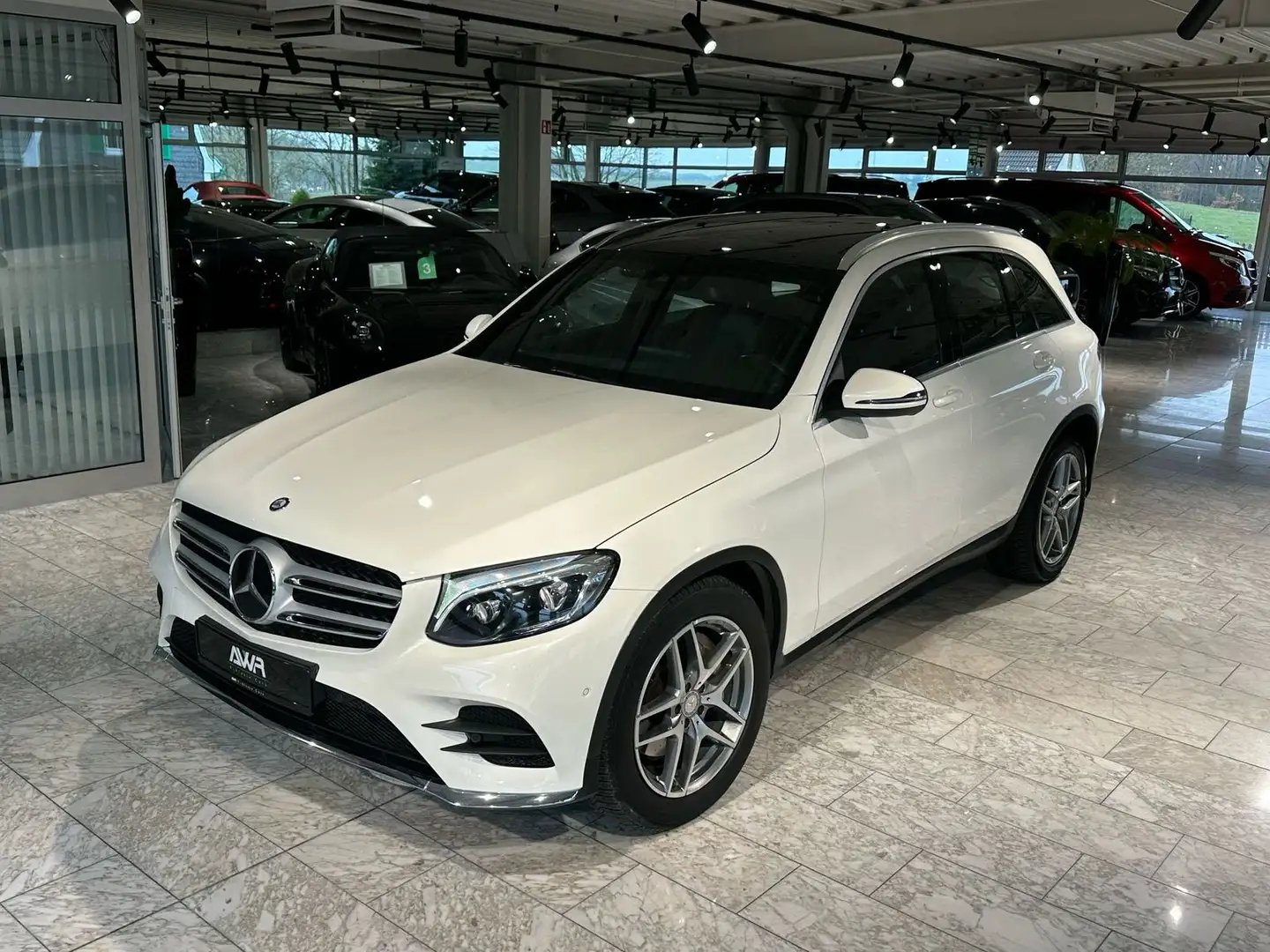 Mercedes-Benz GLC 220 d 4Matic AMG-LINE*PANO*LED*KAMERA*19" Wit - 2