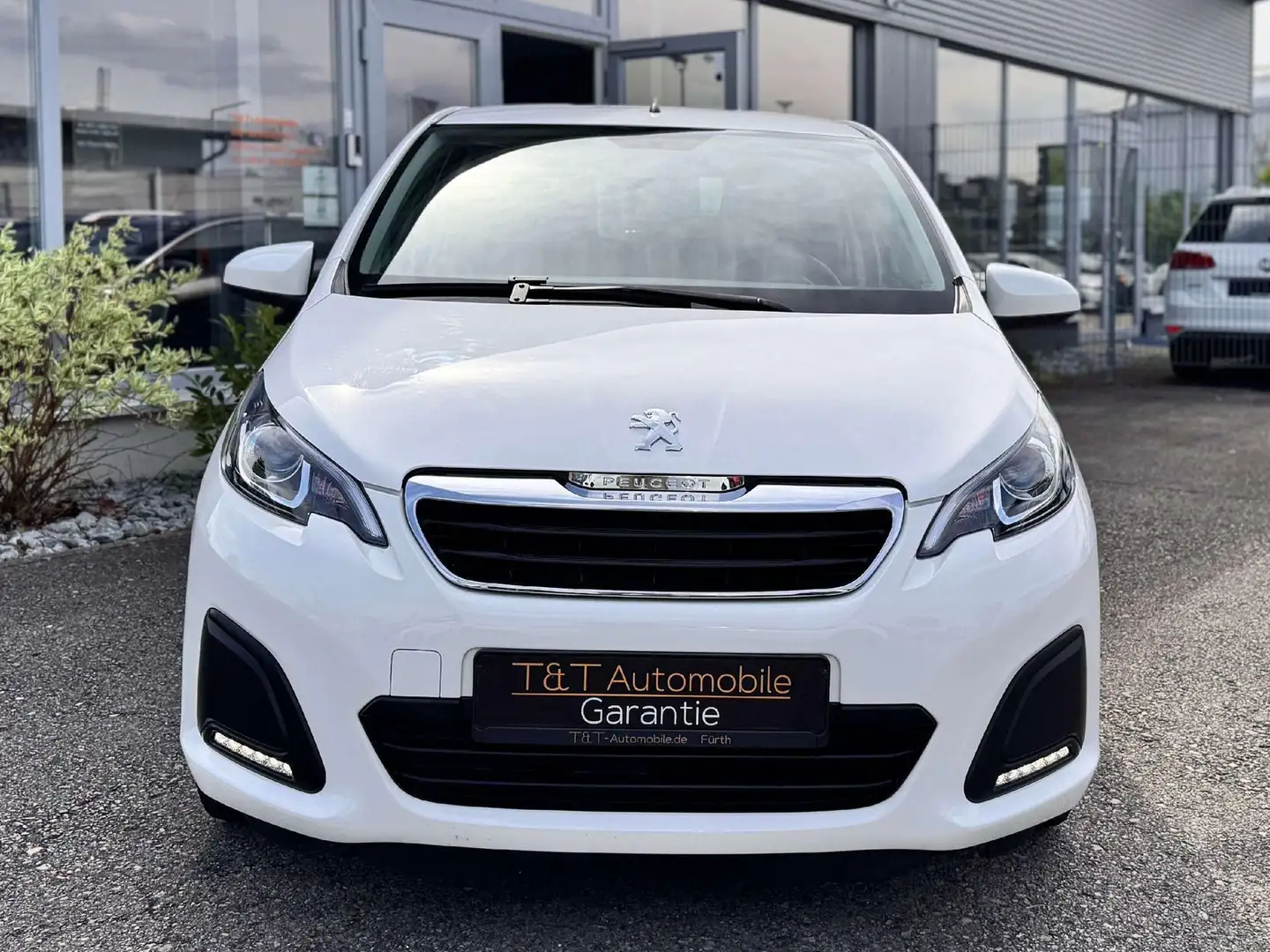 Peugeot 108 Active Klima Allwetter Bluetooth LED TÜV NEU Weiß - 2