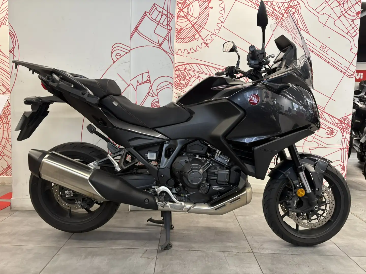 Honda NT 1100 Gris - 1