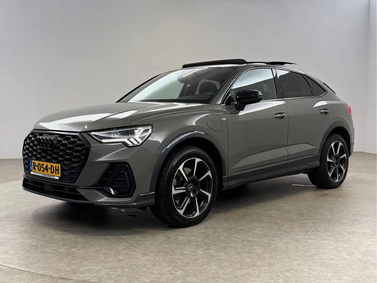 Audi Q3 sportback 45 TFSI e S-Line Pano Virtual Carp, миниатюра 7