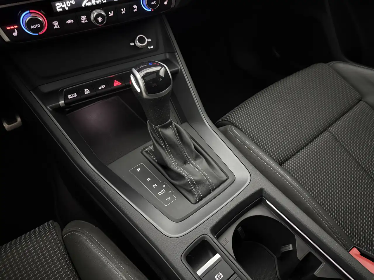 Audi Q3 sportback 45 TFSI e S-Line Pano Virtual Carp, миниатюра 30