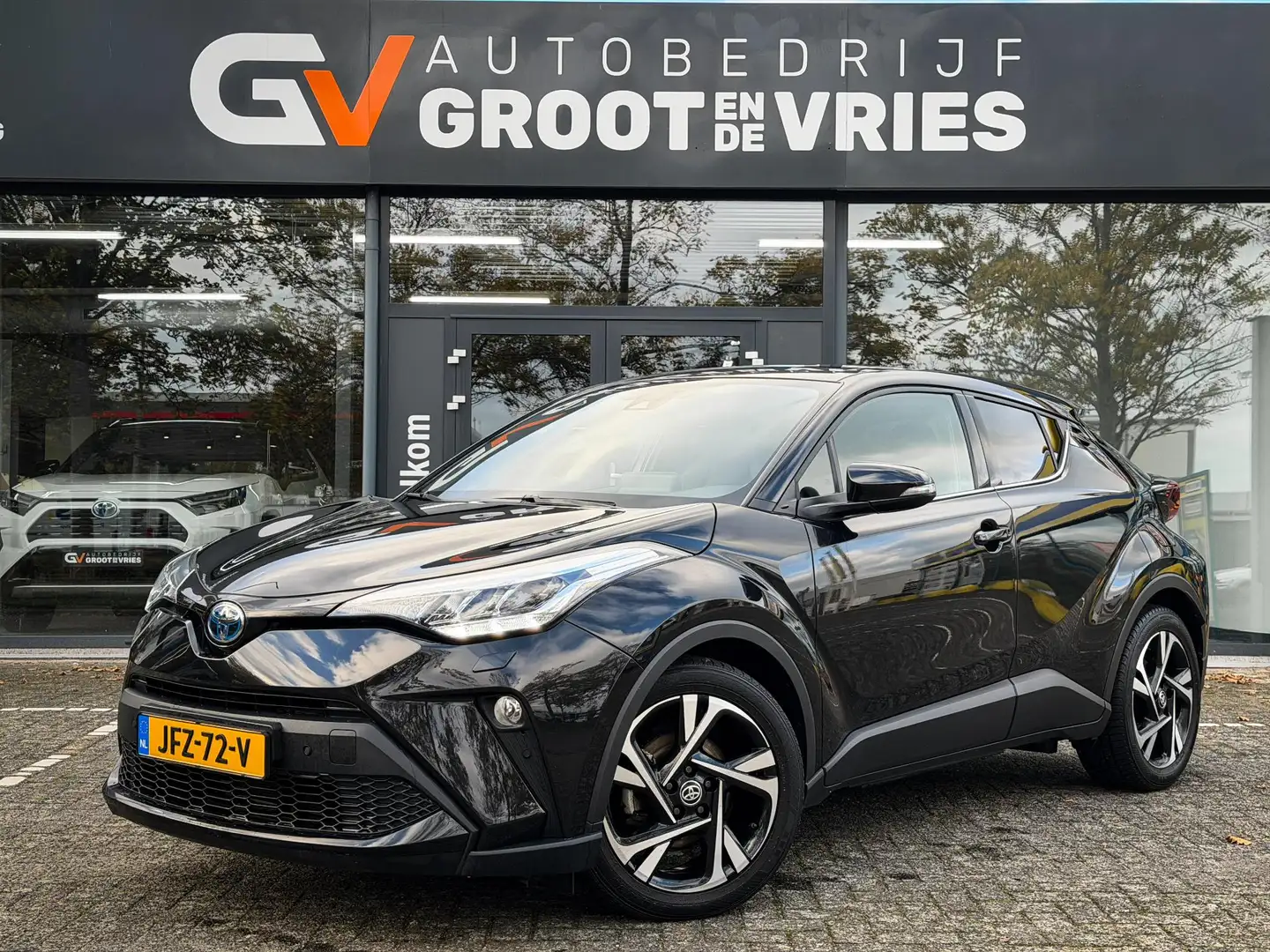 Toyota C-HR 1.8 Hybrid Dynamic Stoel/Stuurverwarming|LED|BLIS| - 1