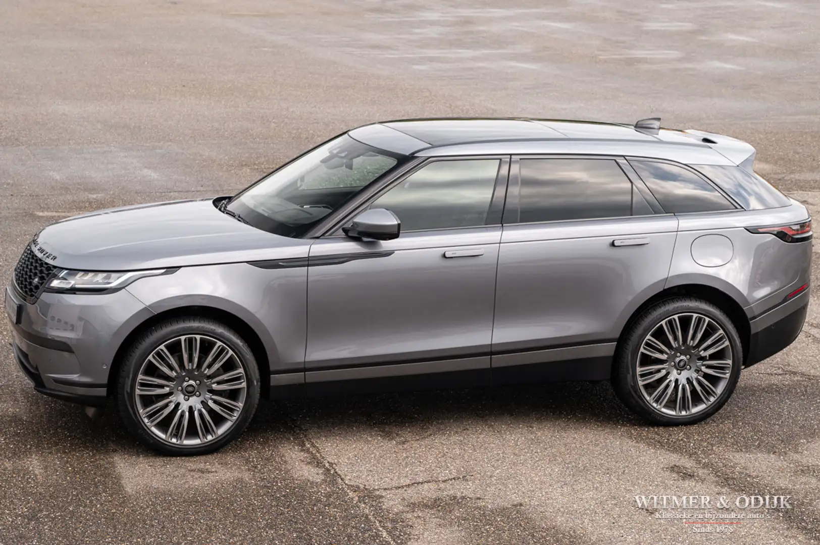 Land Rover Range Rover Velar 2.0 P400e panorama dak, 22 inch velgen Grijs - 1