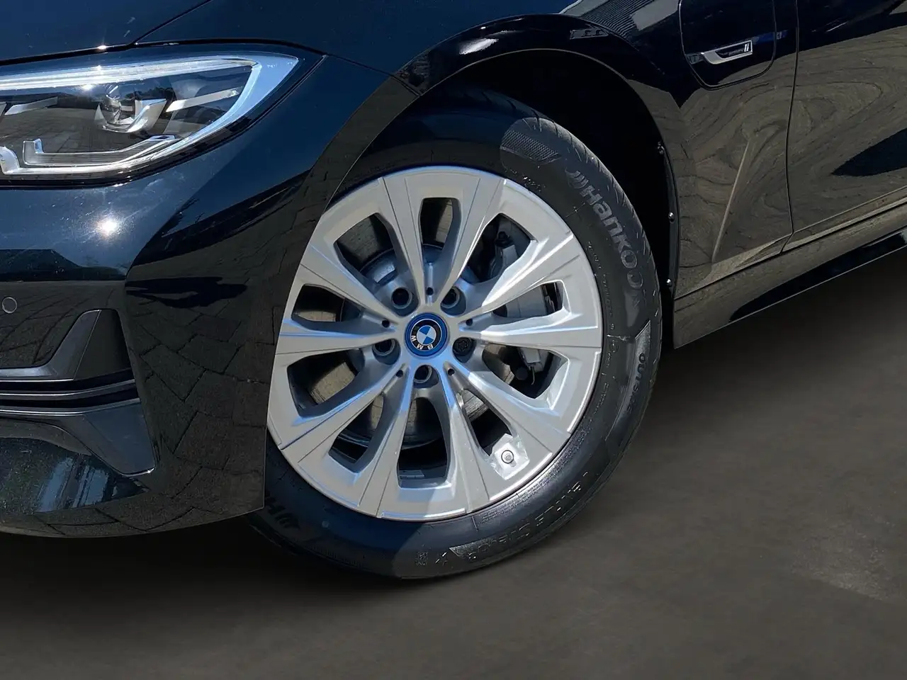 BMW 330 e Touring Advantage DAB LED WLAN Tempomat 6