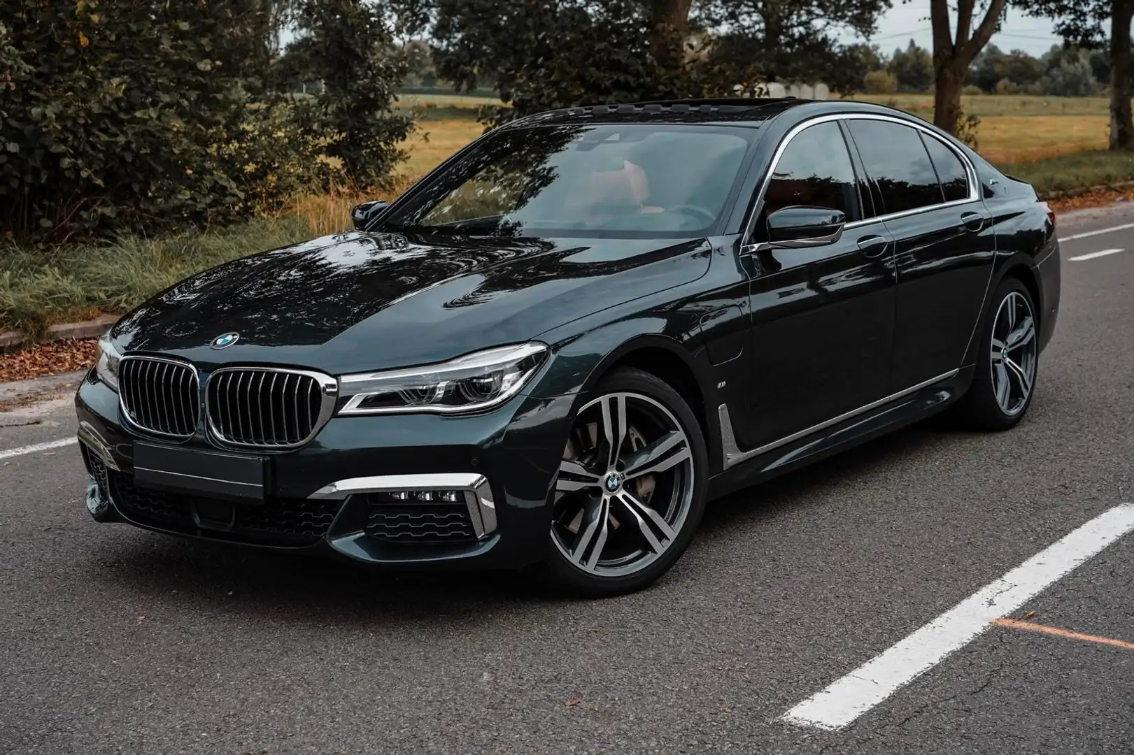 BMW 740 740e iPerformance - M Pakket - Full Options - 1