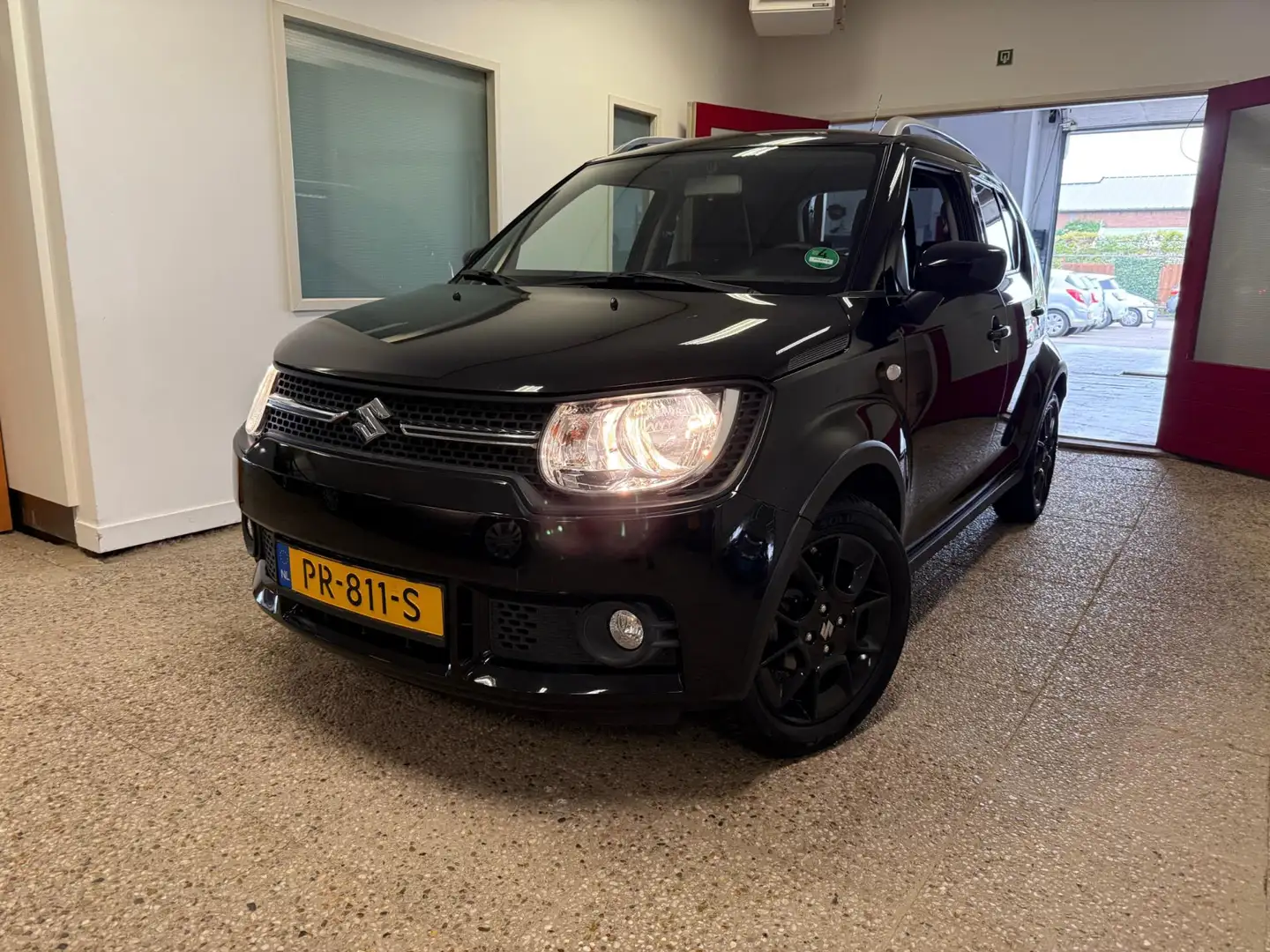 Suzuki Ignis 1.2 Select |Navi | All season| NL Zwart - 1