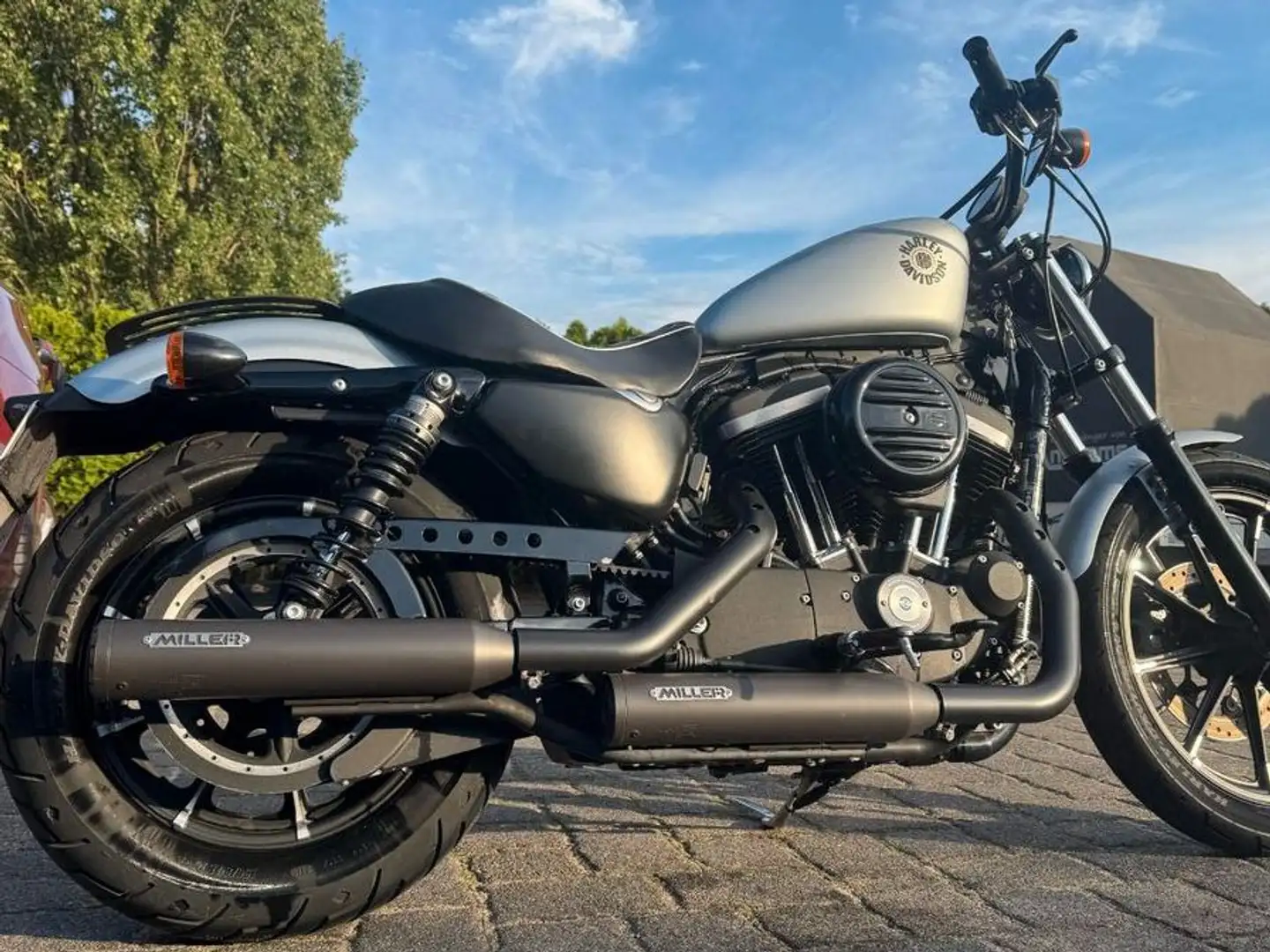 Harley-Davidson Sportster Iron 883 **Miller-Auspuff** Zilver - 1